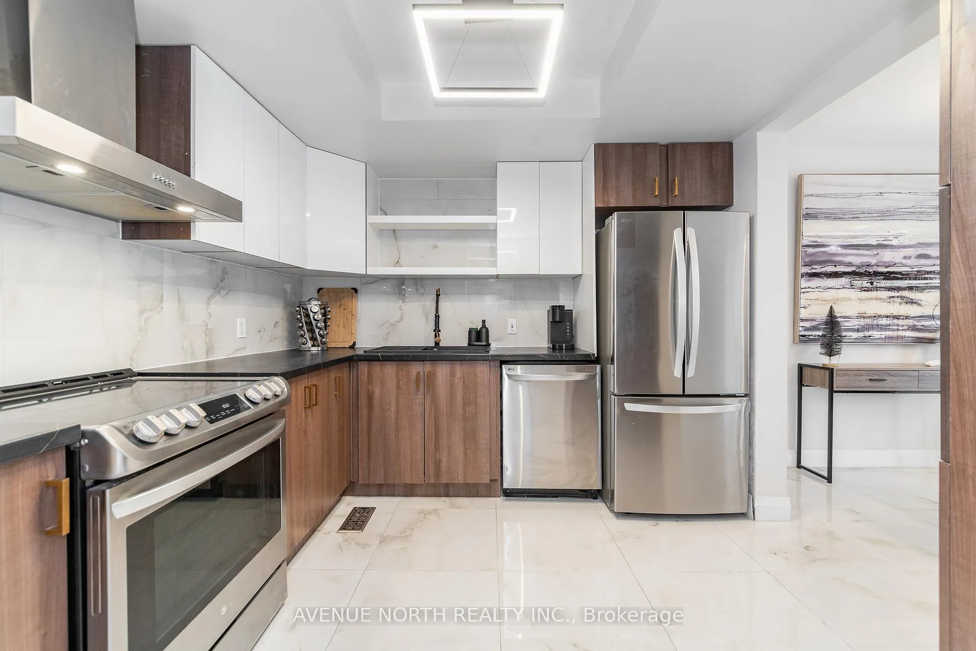 Photo 7 of 406 Verdon Private, Ottawa, Hunt Club Park/Greenboro — HOMEH
