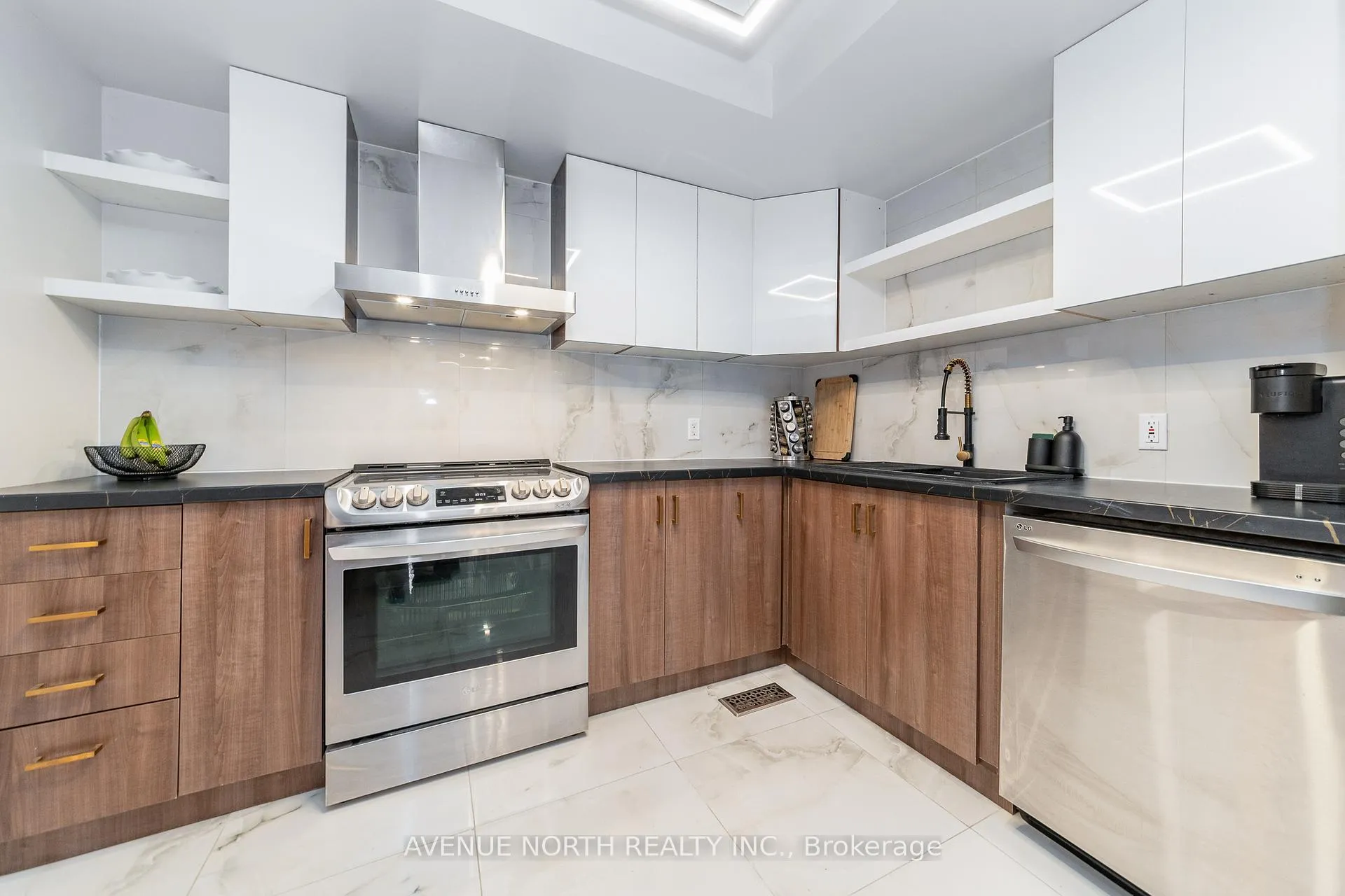 Photo 8 of 406 Verdon Private, Ottawa, Hunt Club Park/Greenboro — HOMEH