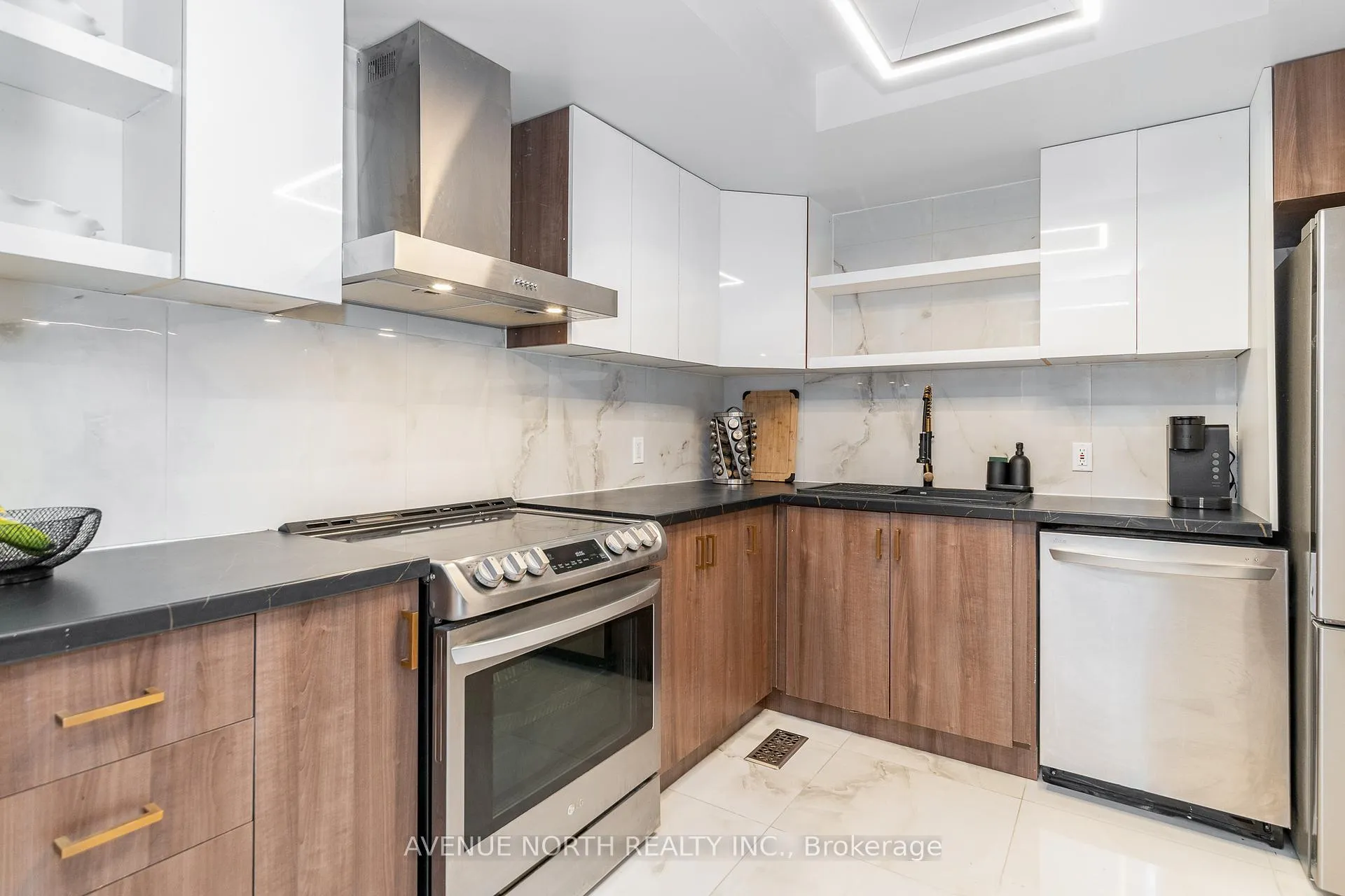 Photo 9 of 406 Verdon Private, Ottawa, Hunt Club Park/Greenboro — HOMEH