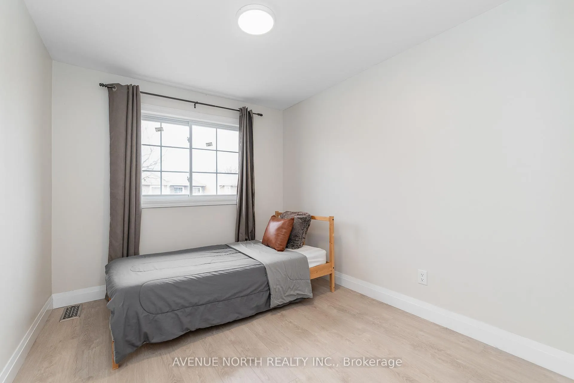 Photo 21 of 406 Verdon Private, Ottawa, Hunt Club Park/Greenboro — HOMEH