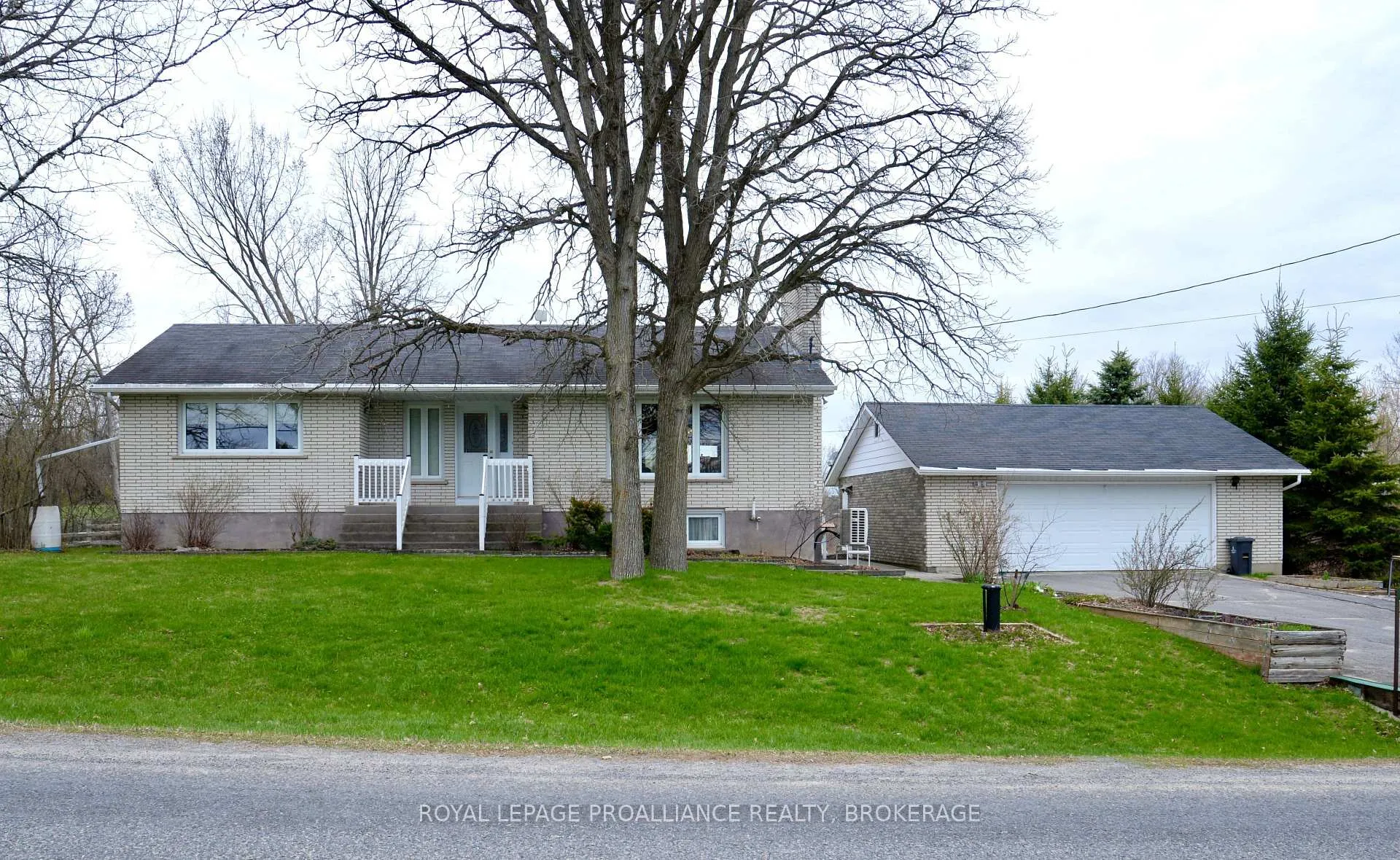 Photo 1 of 2489 Leeman Road, Kingston, City North of 401 — HOMEH