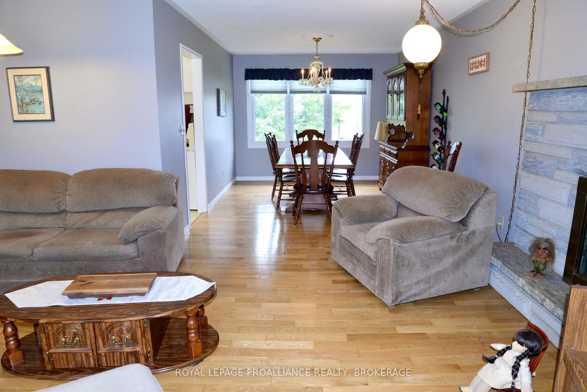 Photo 6 of 2489 Leeman Road, Kingston, City North of 401 — HOMEH