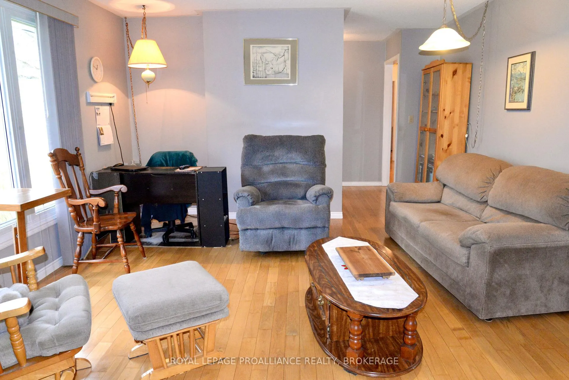 Photo 7 of 2489 Leeman Road, Kingston, City North of 401 — HOMEH