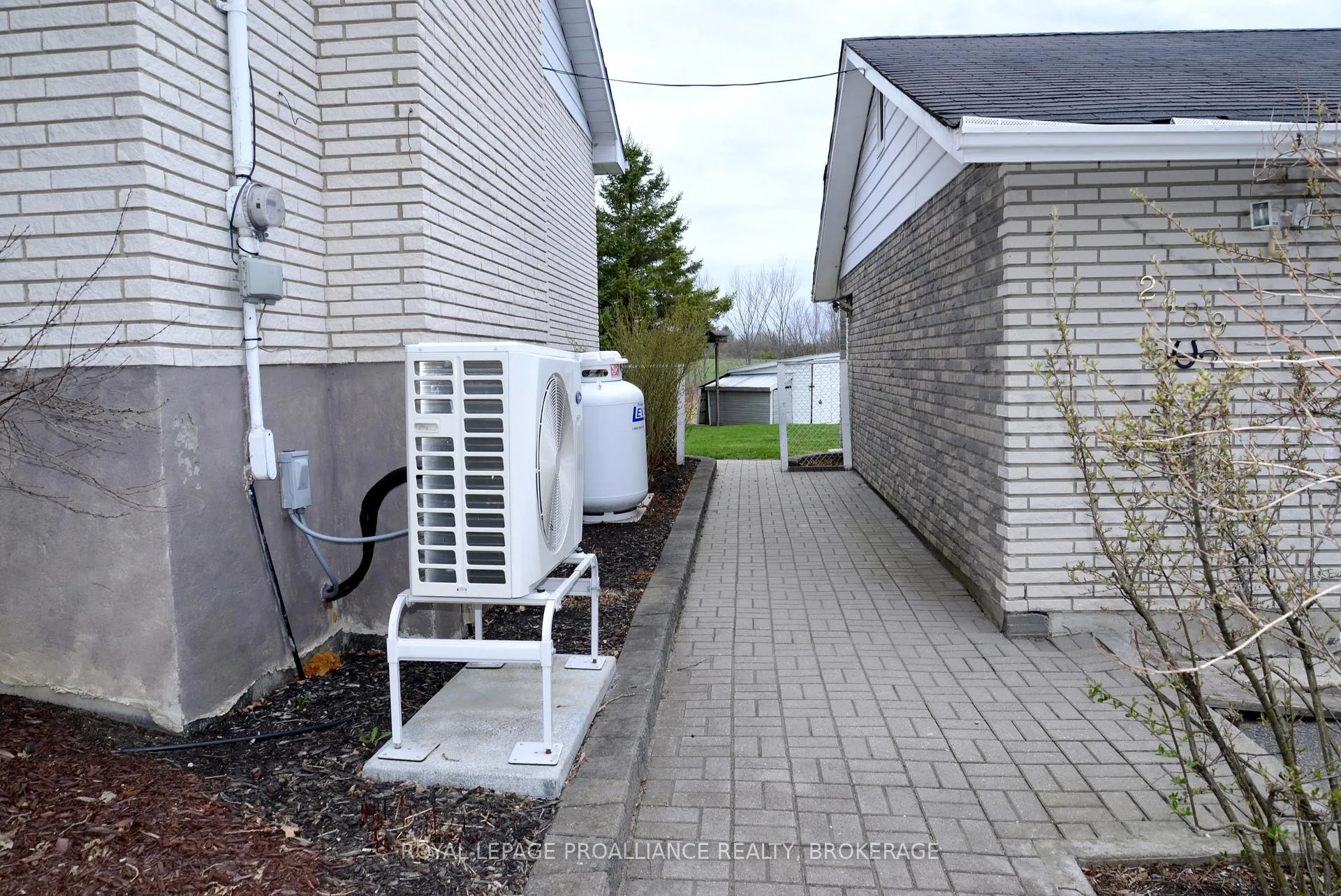 Photo 25 of 2489 Leeman Road, Kingston, City North of 401 — HOMEH