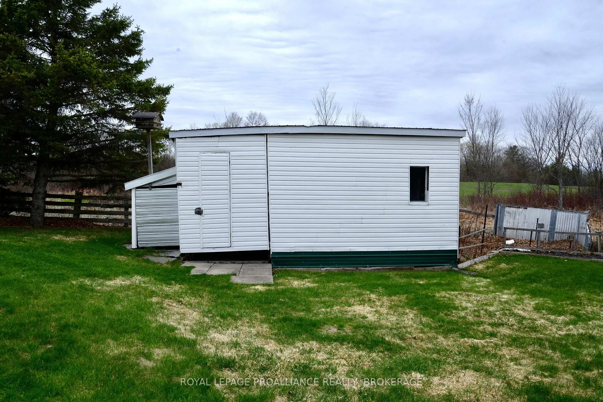 Photo 27 of 2489 Leeman Road, Kingston, City North of 401 — HOMEH