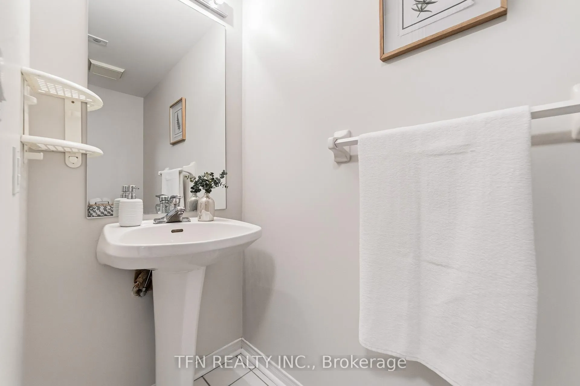 Photo 5 of Unit 211, 83 Mondeo Drive, Scarborough, Dorset Park — HOMEH