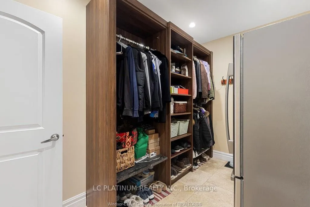 Photo 19 of 3740 Donato Drive, LaSalle — HOMEH