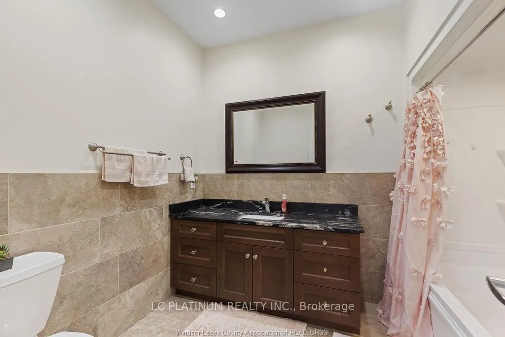Photo 28 of 3740 Donato Drive, LaSalle — HOMEH