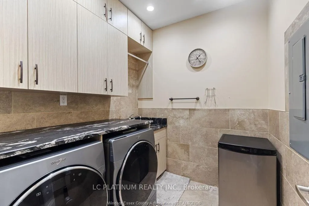 Photo 32 of 3740 Donato Drive, LaSalle — HOMEH
