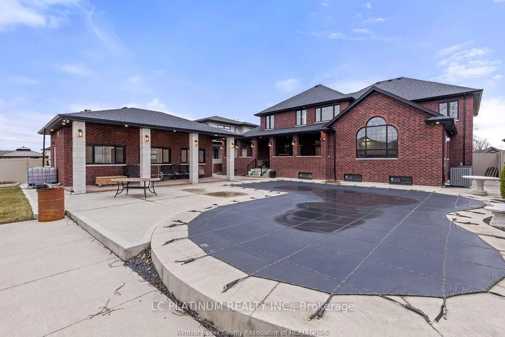 Photo 33 of 3740 Donato Drive, LaSalle — HOMEH