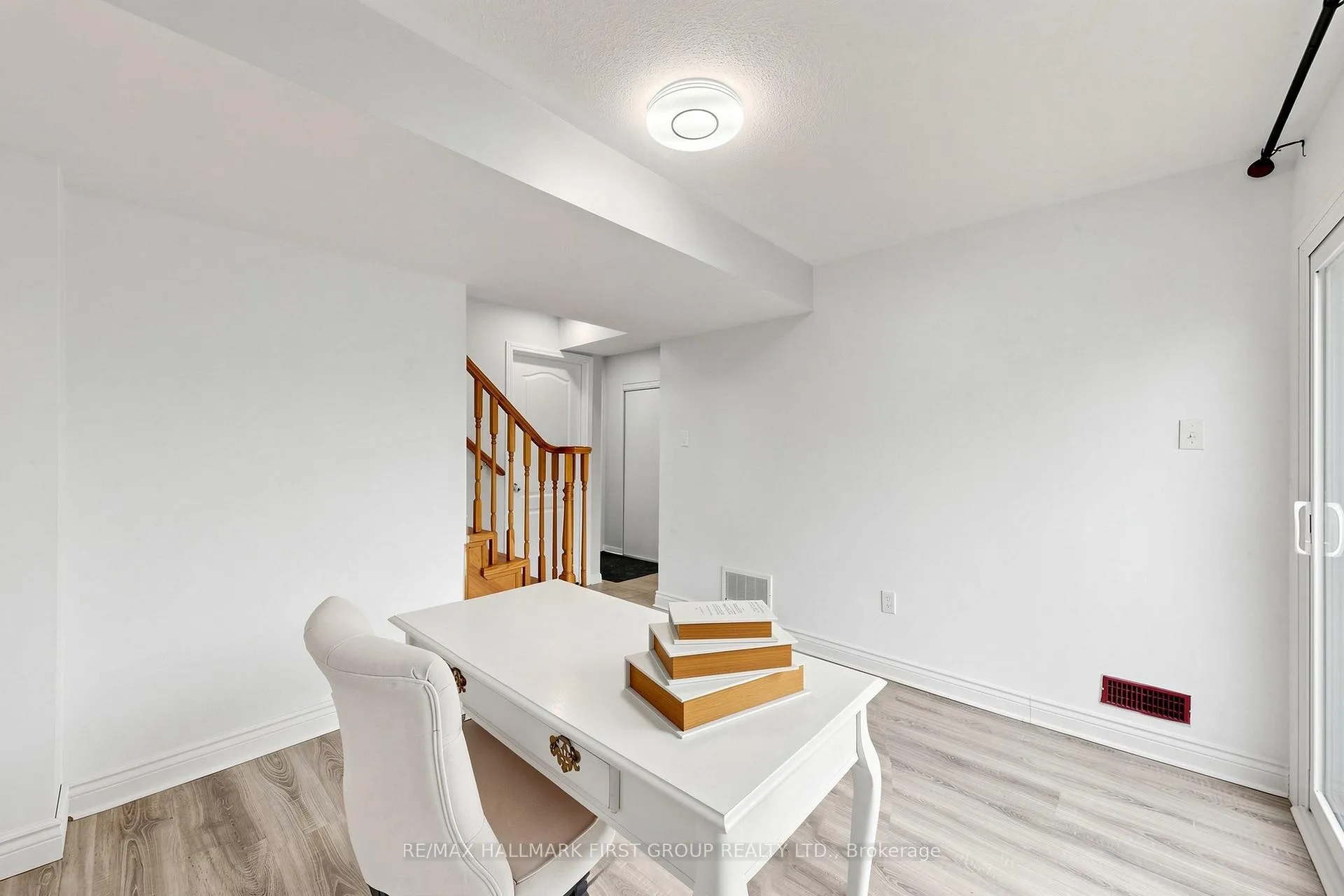 Photo 32 of 61 Reindeer Drive, Scarborough, Rouge — HOMEH