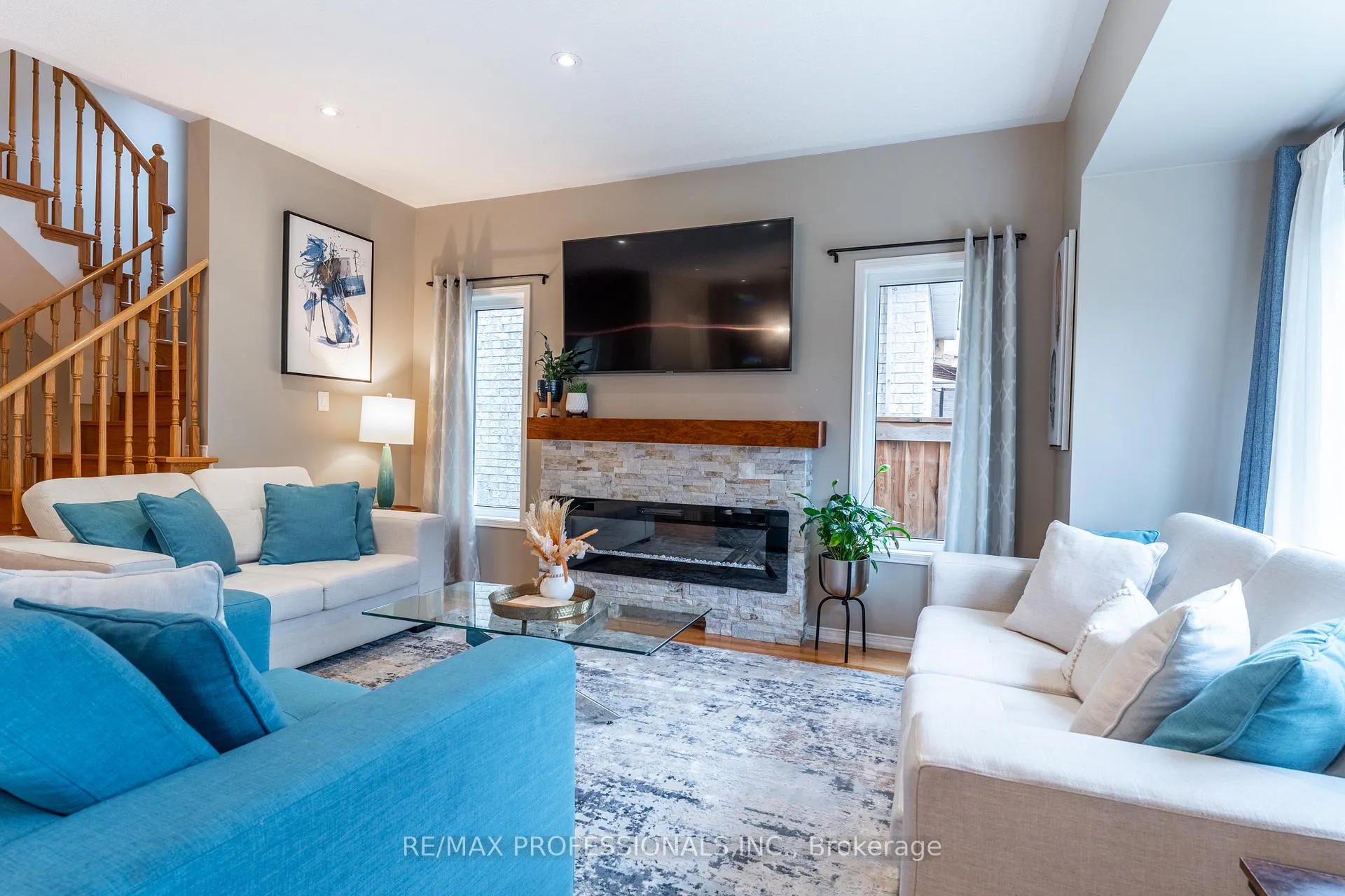 Photo 13 of 3 Skelton Crescent, Ajax, Central East — HOMEH