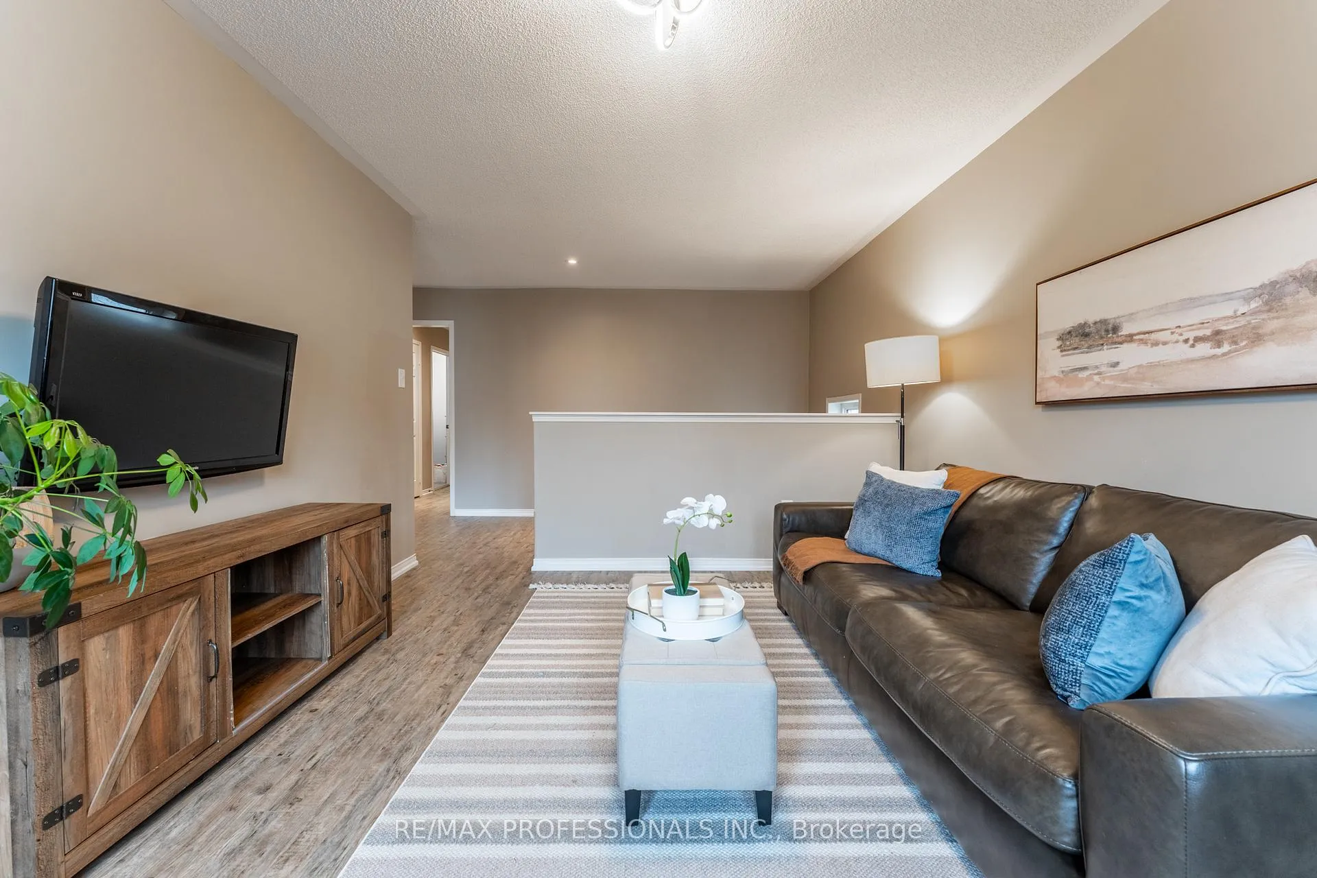 Photo 23 of 3 Skelton Crescent, Ajax, Central East — HOMEH