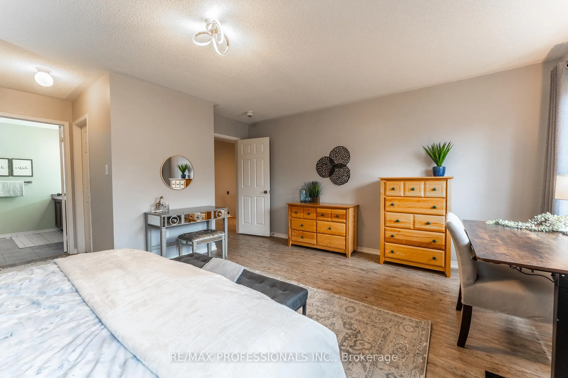 Photo 36 of 3 Skelton Crescent, Ajax, Central East — HOMEH