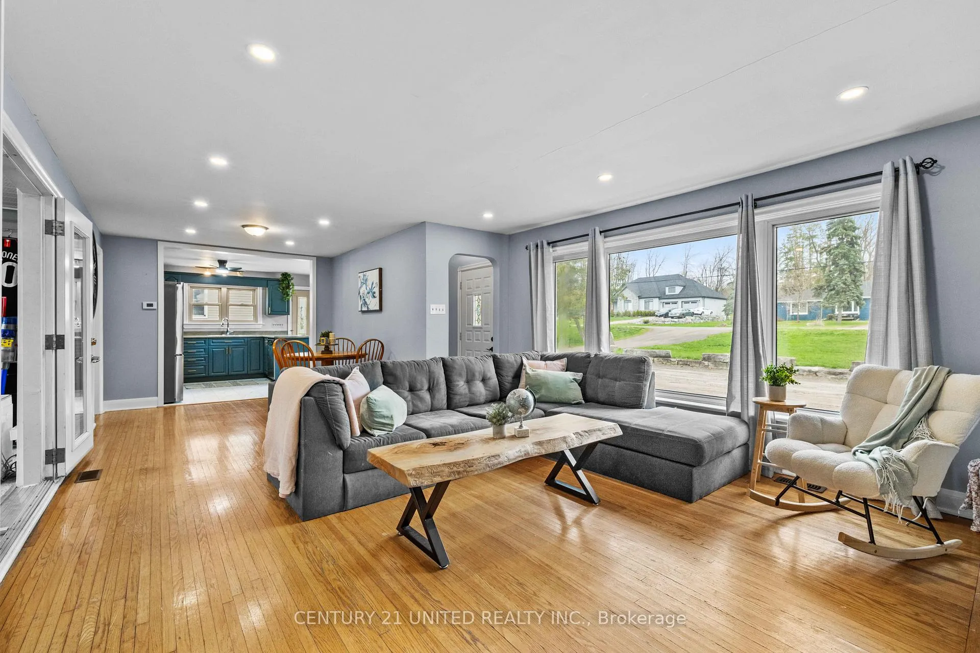 Photo 13 of 1000 Ward Street, Selwyn — HOMEH