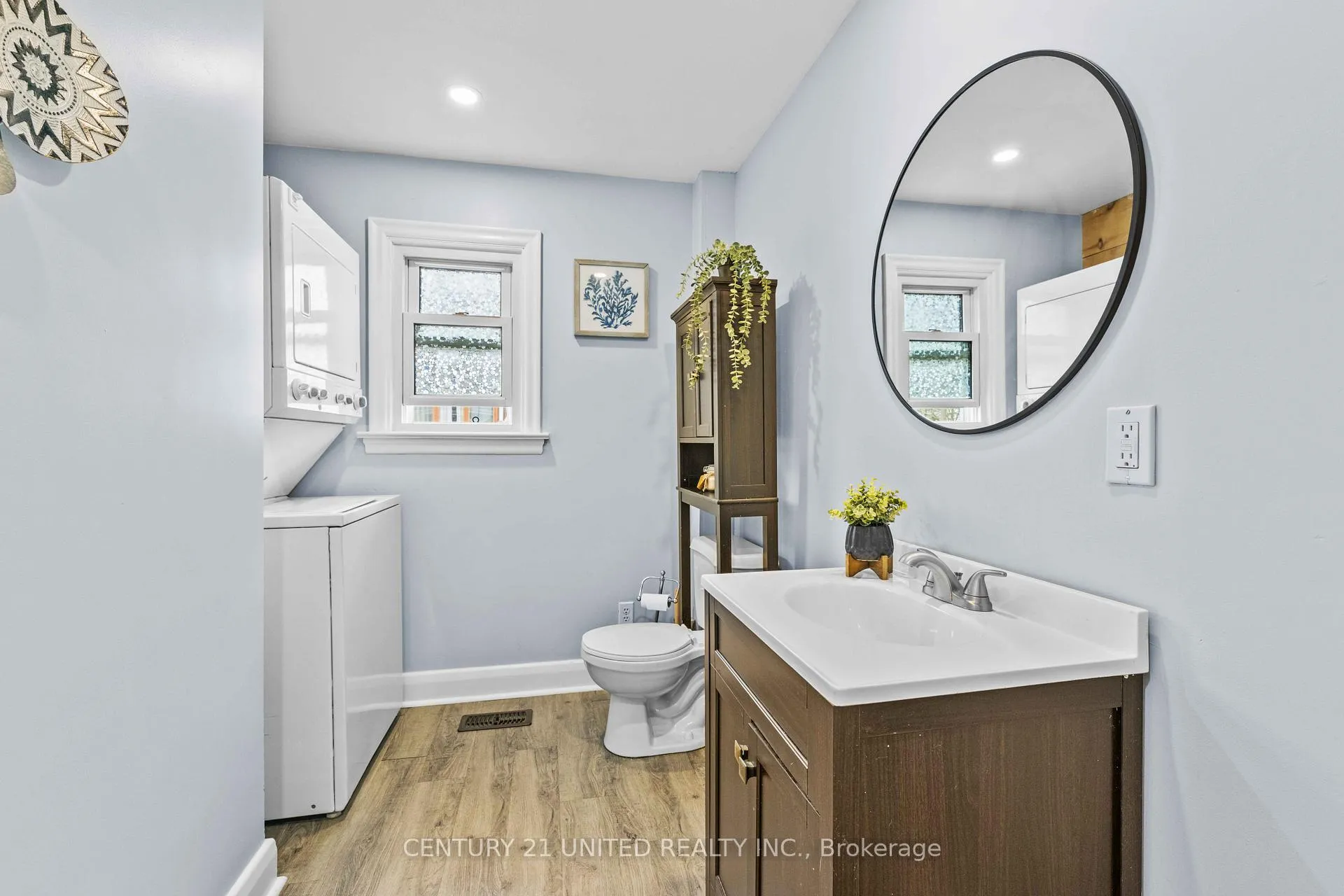 Photo 15 of 1000 Ward Street, Selwyn — HOMEH
