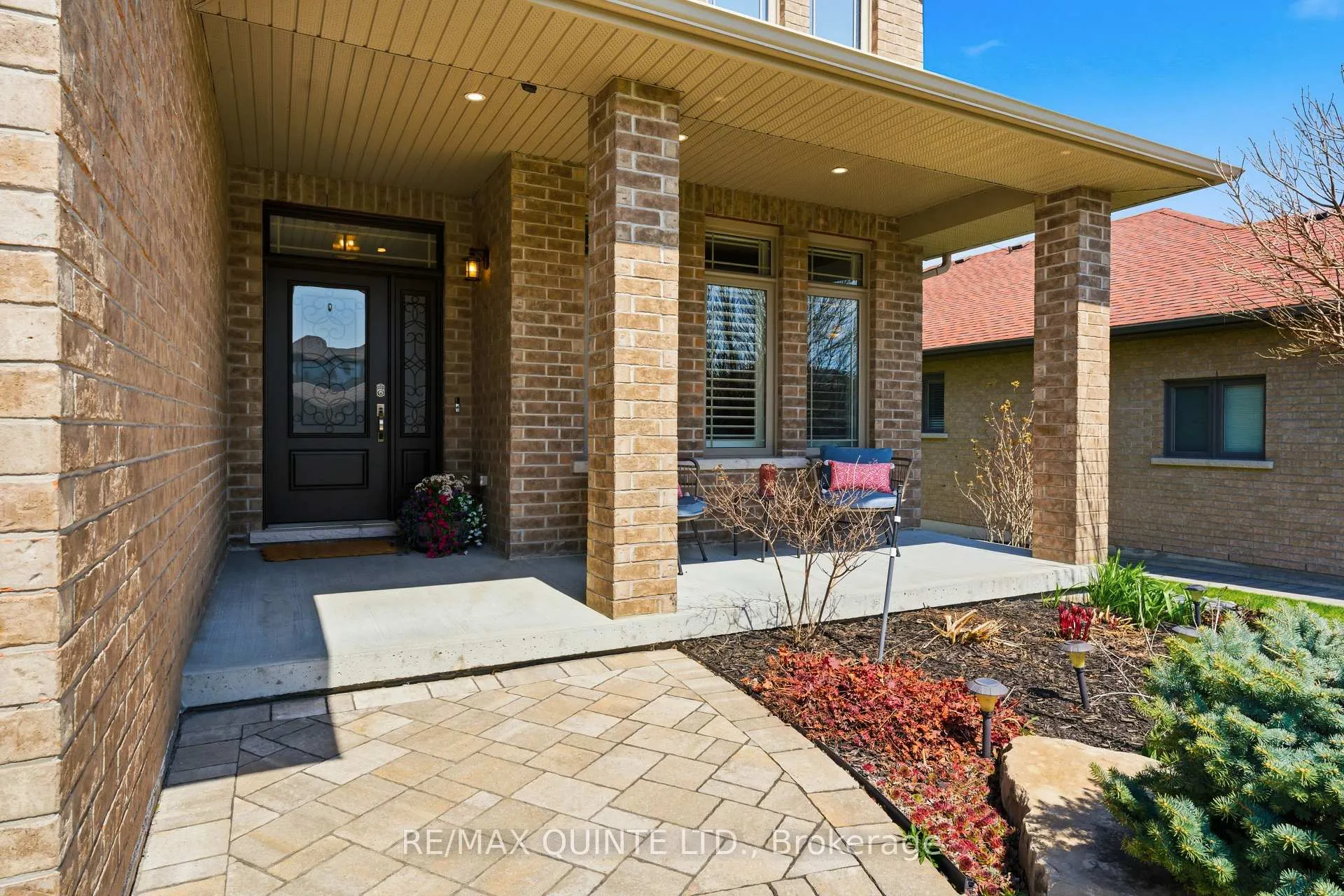 Photo 4 of 30 Vertis Court, Belleville, Thurlow Ward — HOMEH