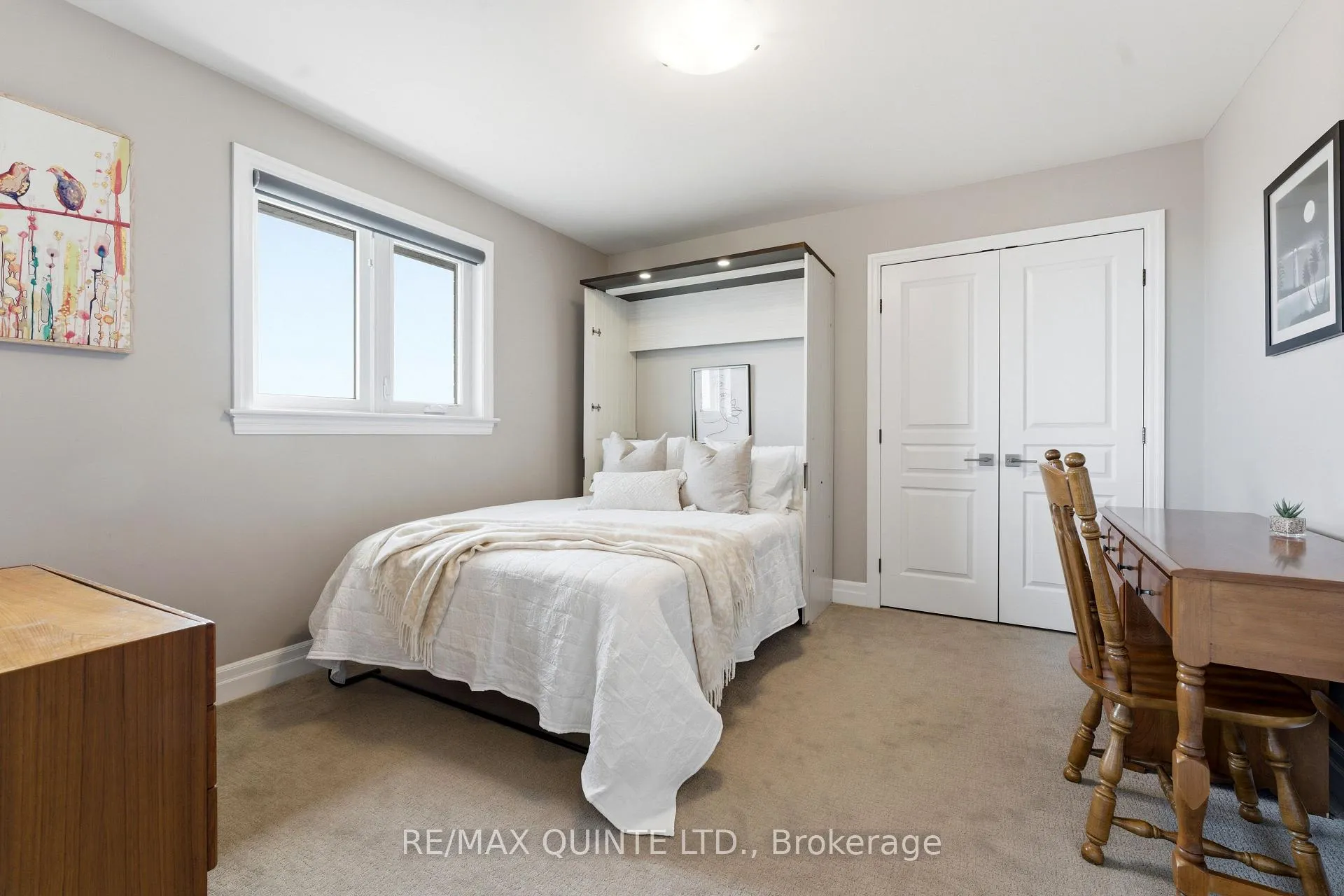 Photo 21 of 30 Vertis Court, Belleville, Thurlow Ward — HOMEH
