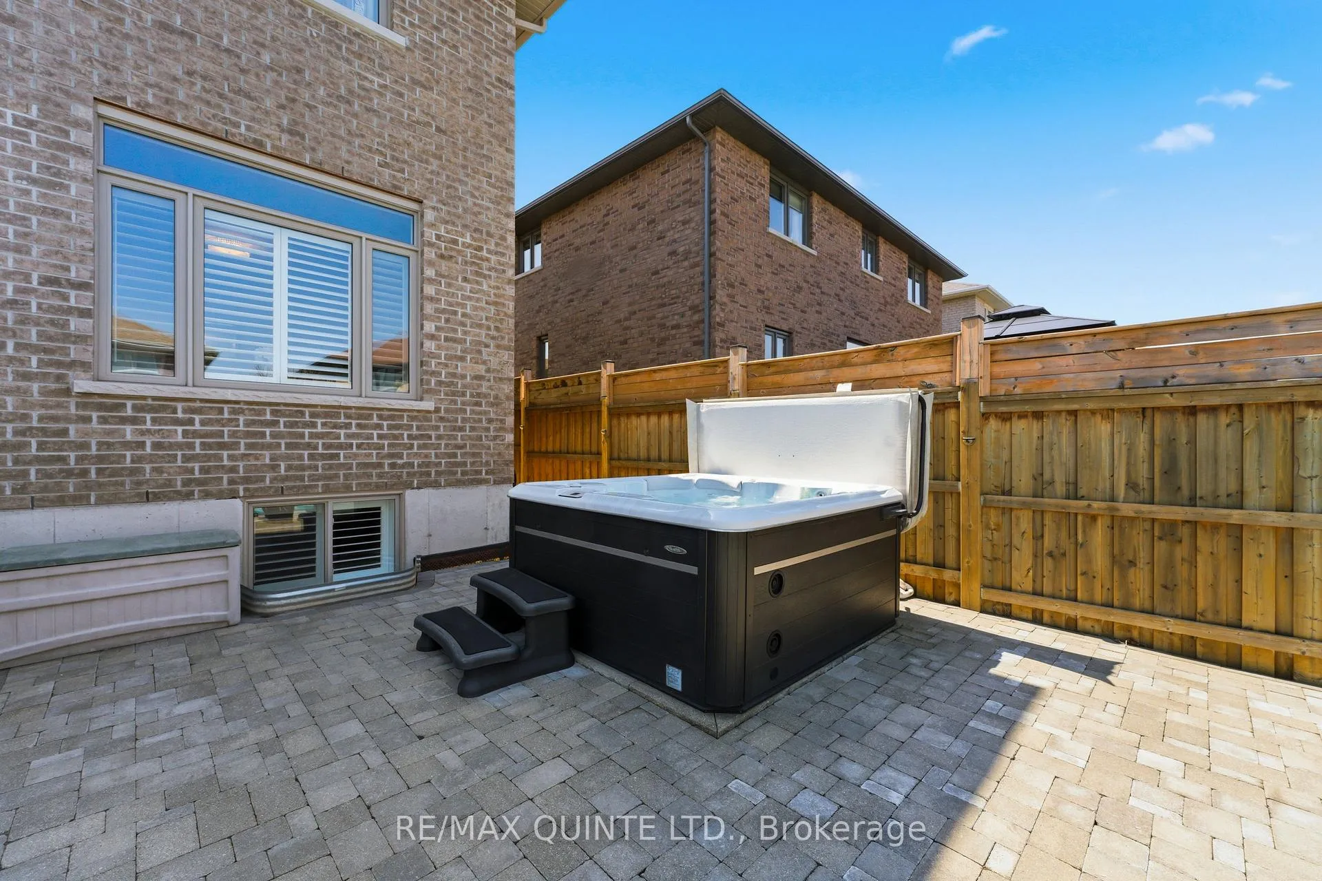 Photo 36 of 30 Vertis Court, Belleville, Thurlow Ward — HOMEH