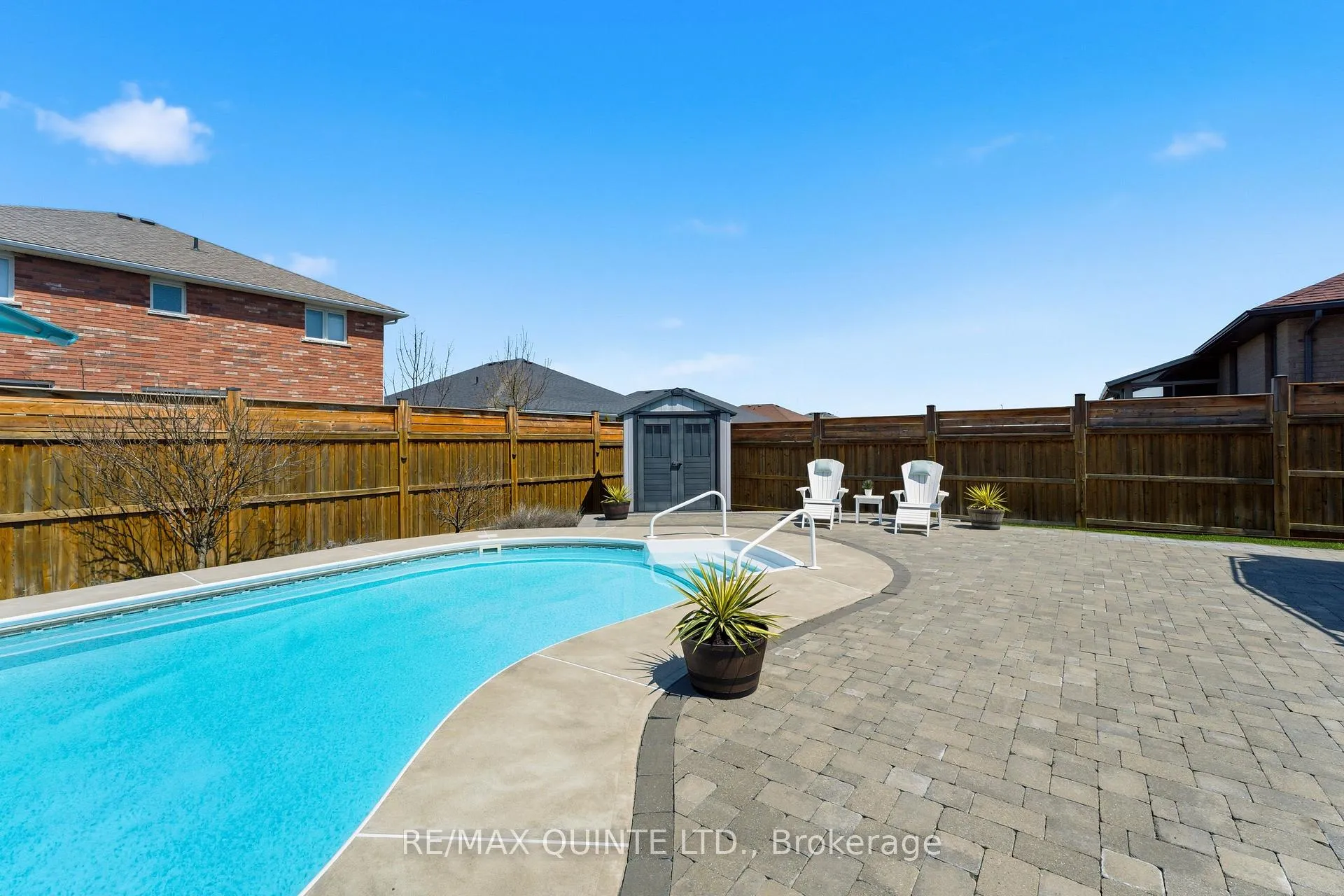 Photo 40 of 30 Vertis Court, Belleville, Thurlow Ward — HOMEH