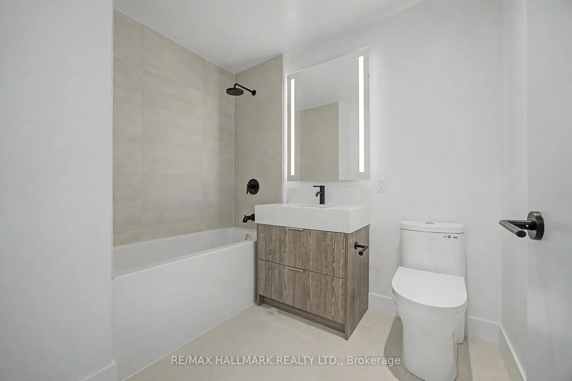 Photo 6 of Unit 2104, 308 Jarvis Street, Toronto, Church-Yonge Corridor — HOMEH