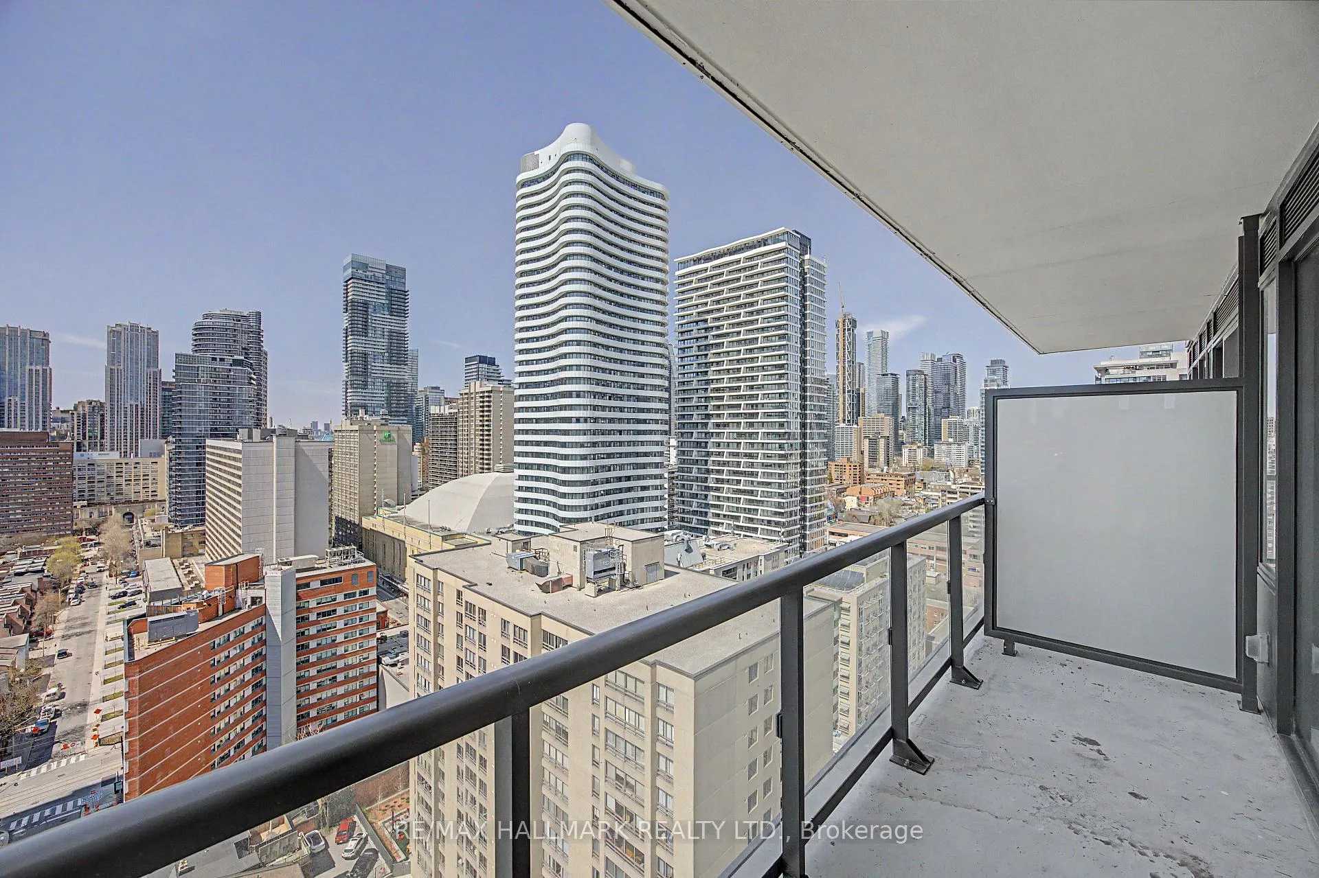 Photo 7 of Unit 2104, 308 Jarvis Street, Toronto, Church-Yonge Corridor — HOMEH