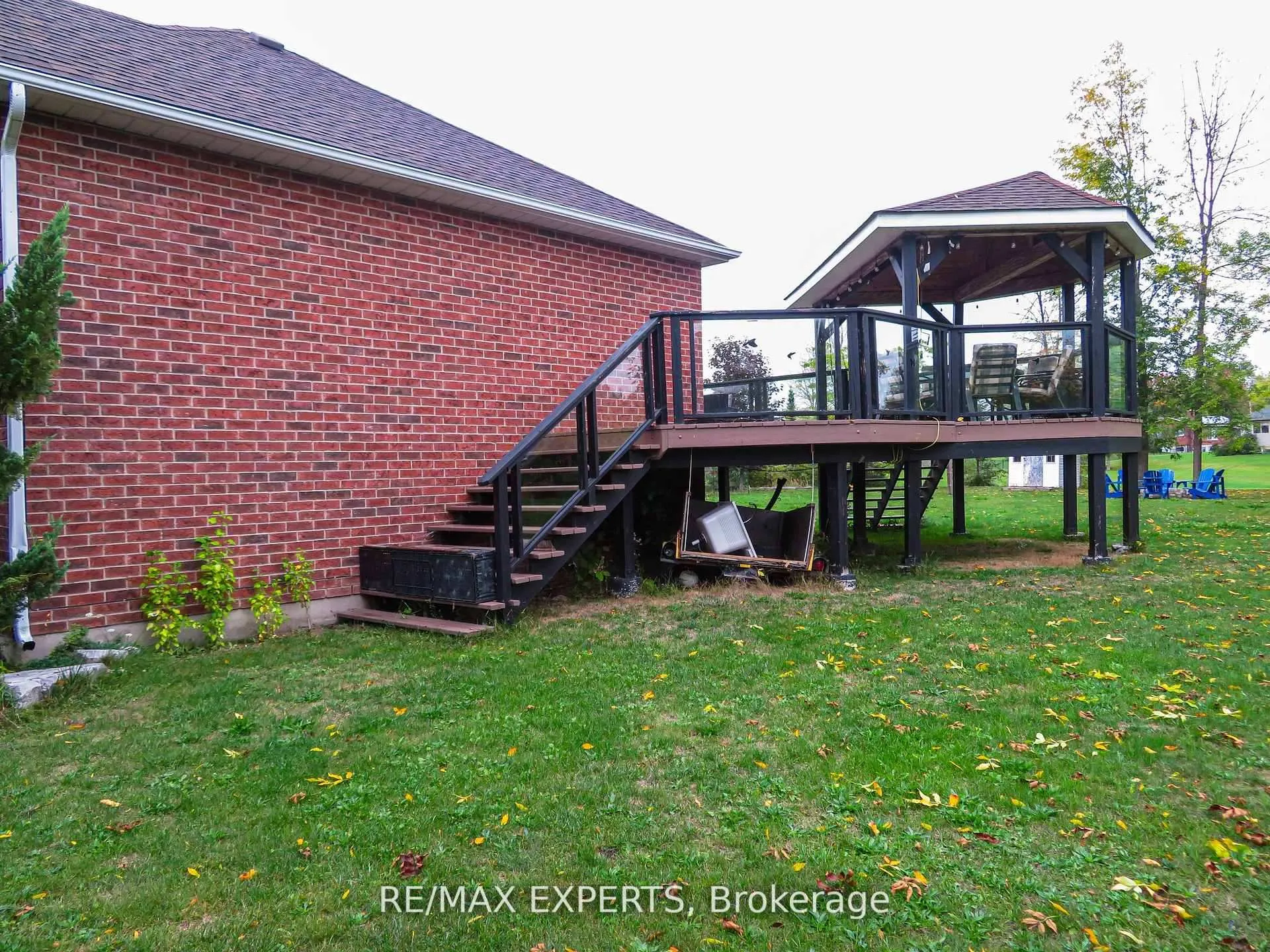 Photo 3 of 3771 Harry's Lane, Ramara, Rural Ramara — HOMEH