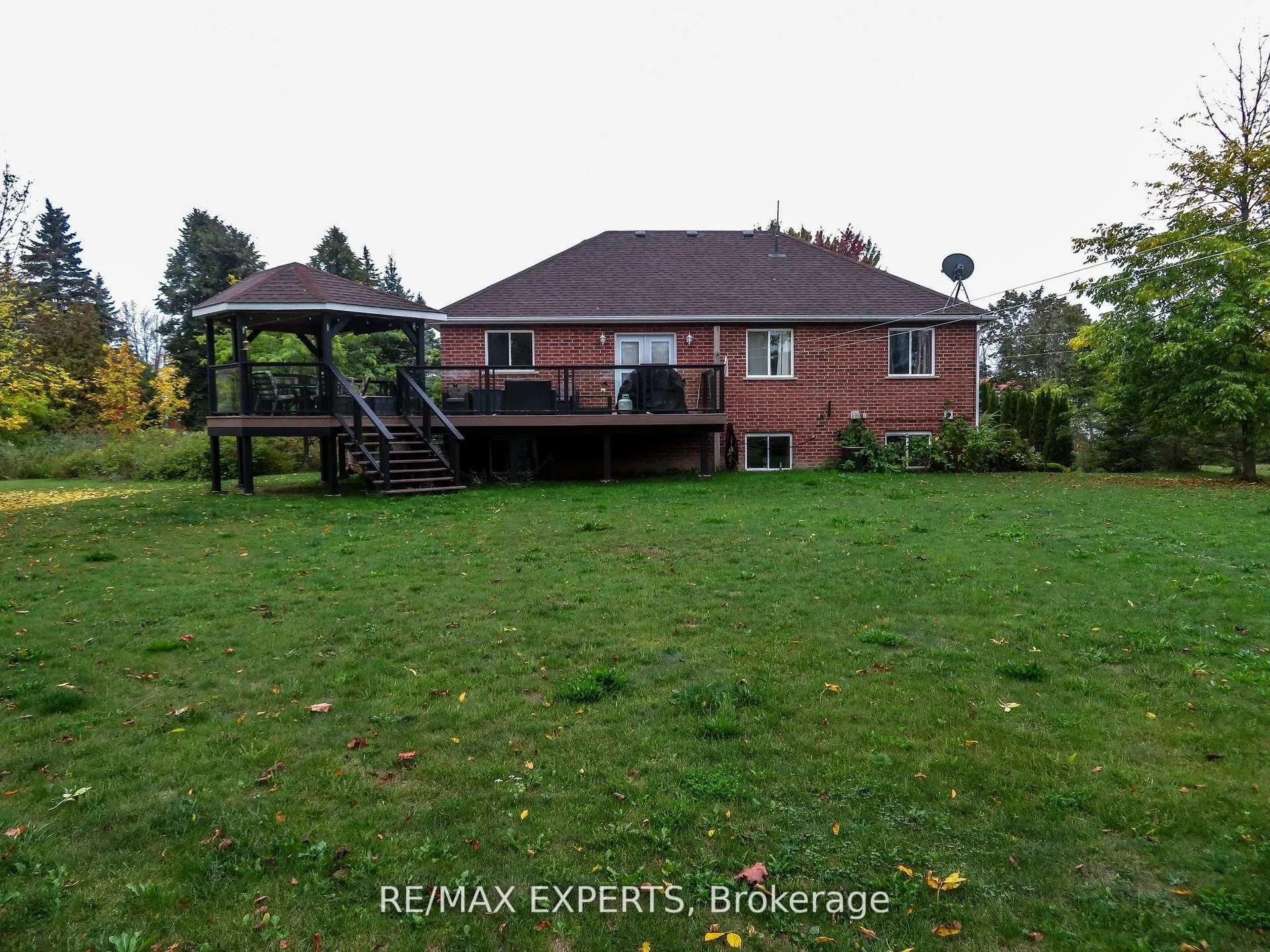 Photo 8 of 3771 Harry's Lane, Ramara, Rural Ramara — HOMEH