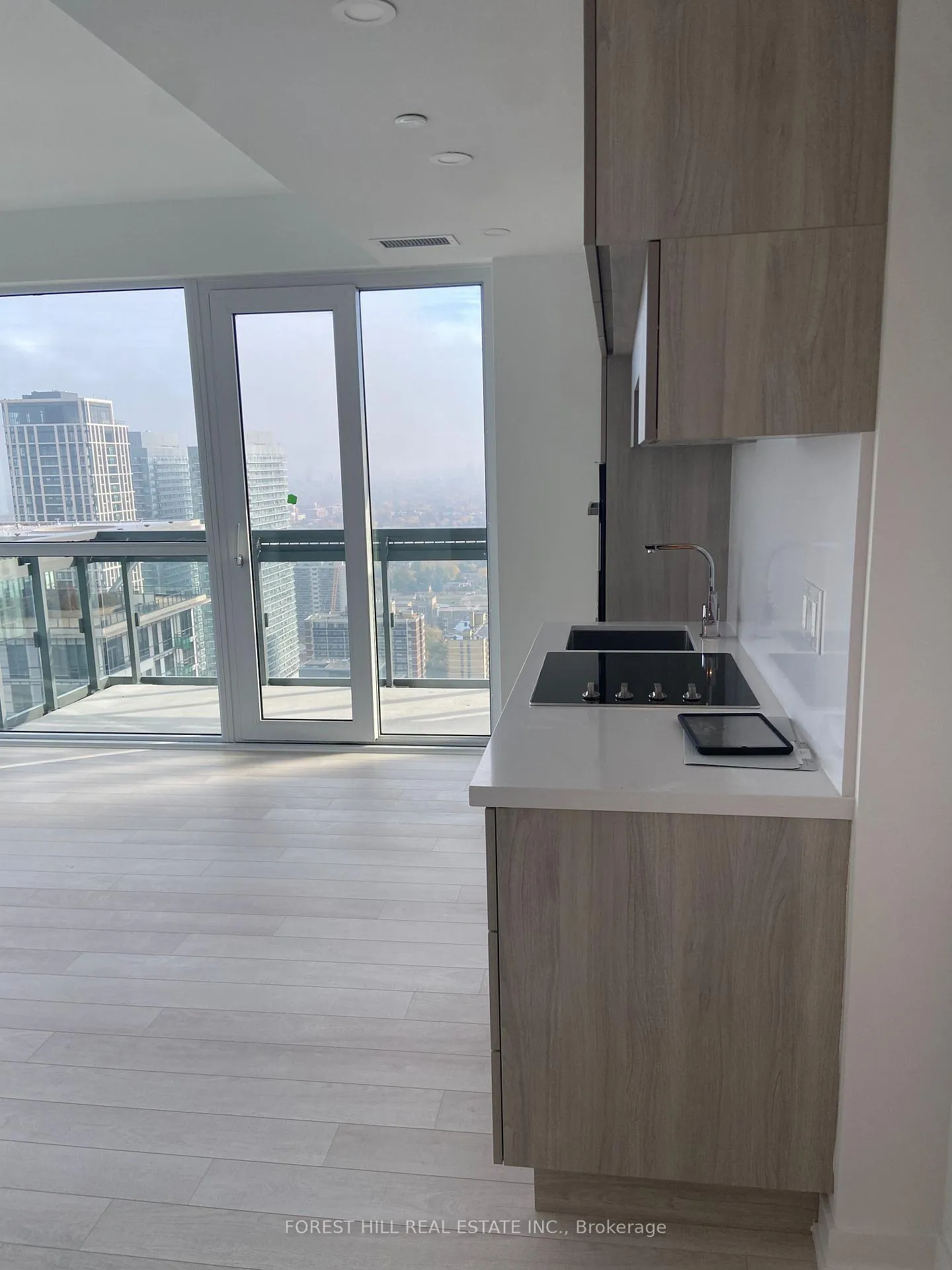 Photo 8 of Unit 3109, 39 Roehampton Avenue, Toronto, Mount Pleasant West — HOMEH