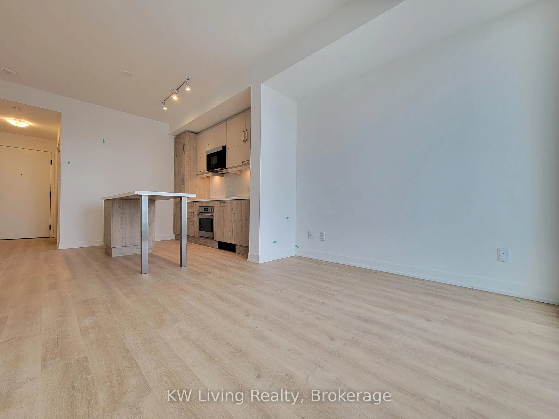Photo 6 of Unit 1604, 8119 Birchmount Road, Markham, Unionville — HOMEH