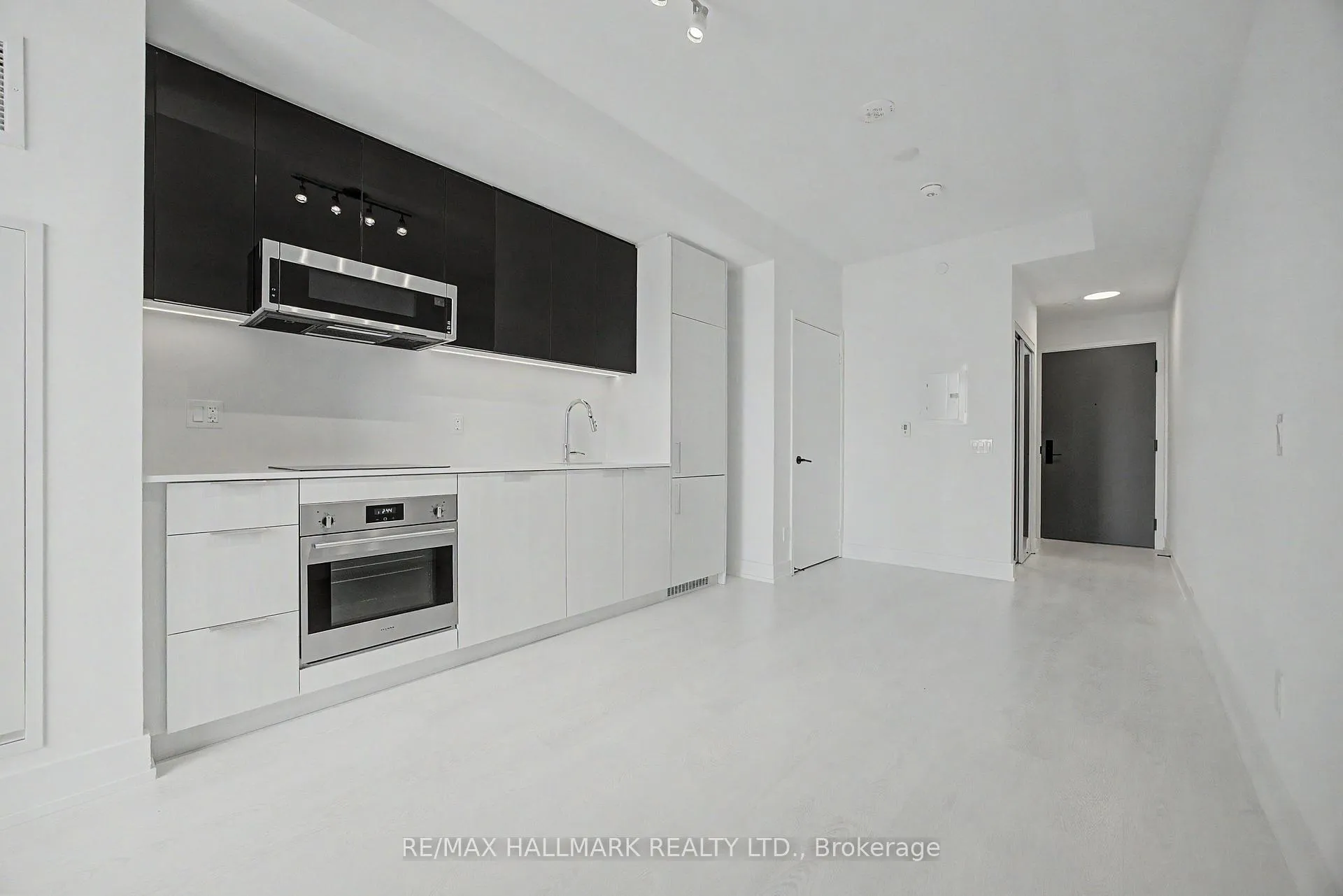 Photo 2 of Unit 1706, 308 Jarvis Street, Toronto, Church-Yonge Corridor — HOMEH