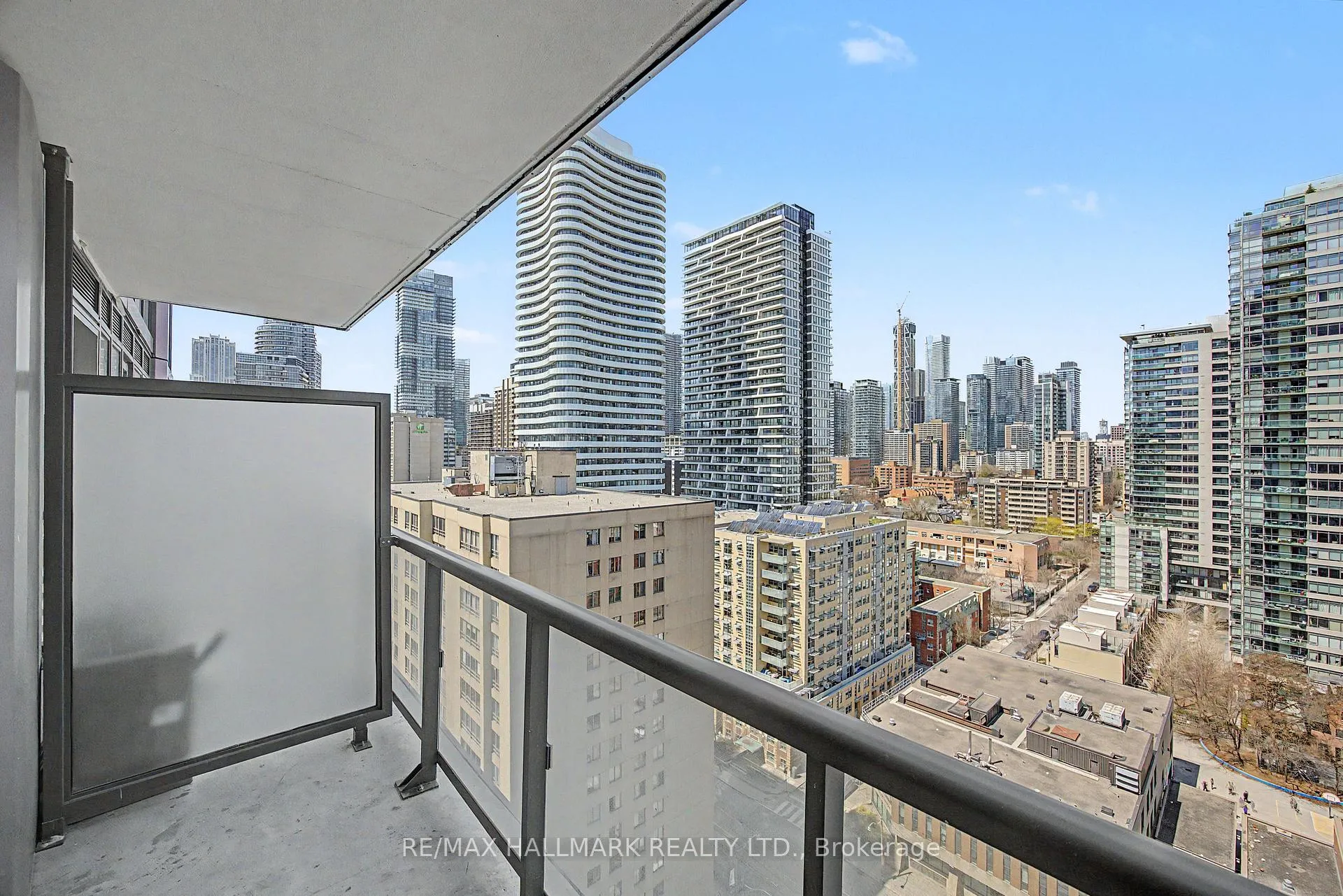 Photo 7 of Unit 1706, 308 Jarvis Street, Toronto, Church-Yonge Corridor — HOMEH