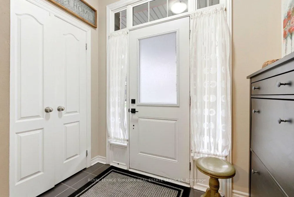Photo 3 of 2362 Peppiatt Common, Burlington, Freeman — HOMEH