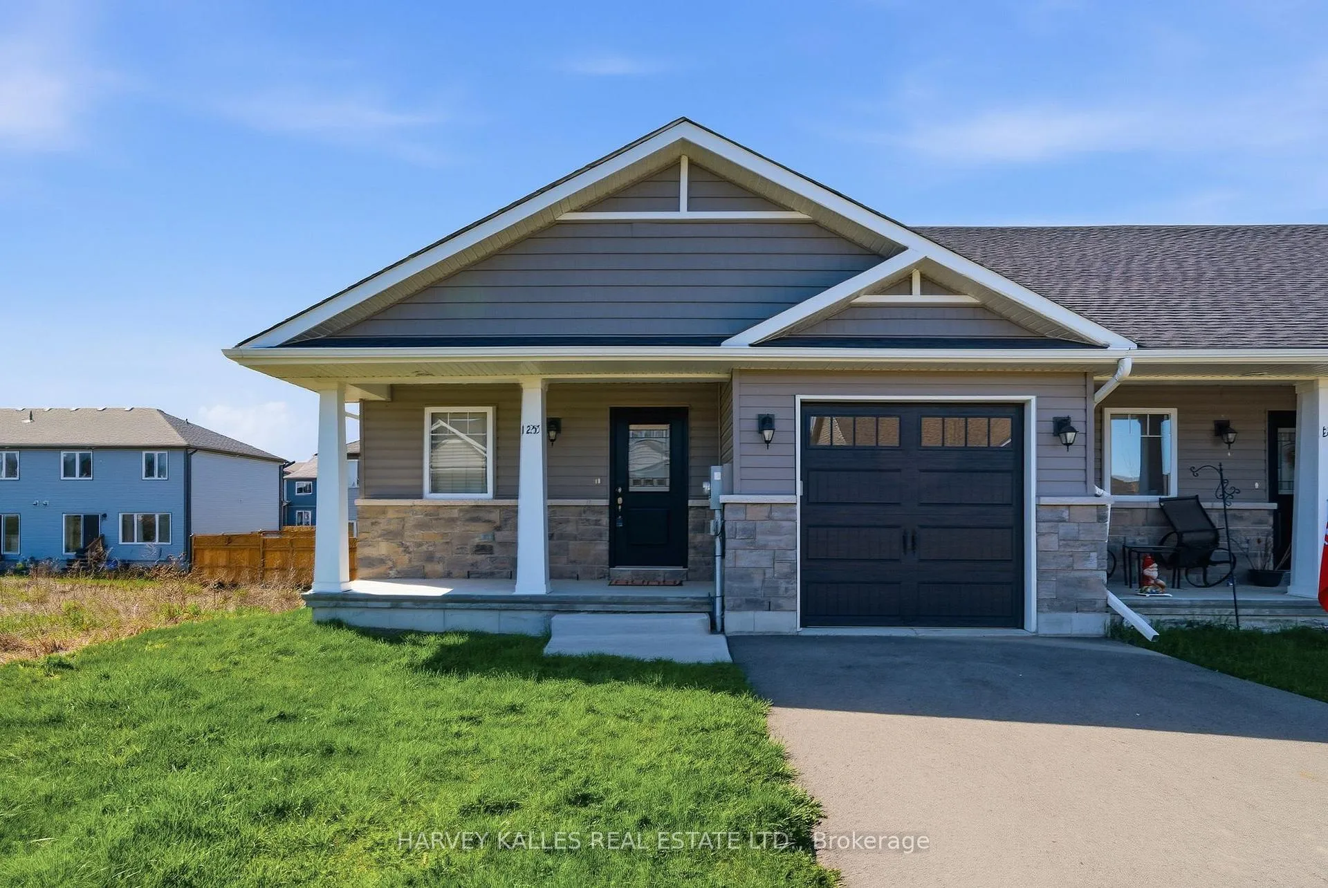 Photo 1 of 125 Farrington Crescent, Prince Edward County, Picton Ward — HOMEH