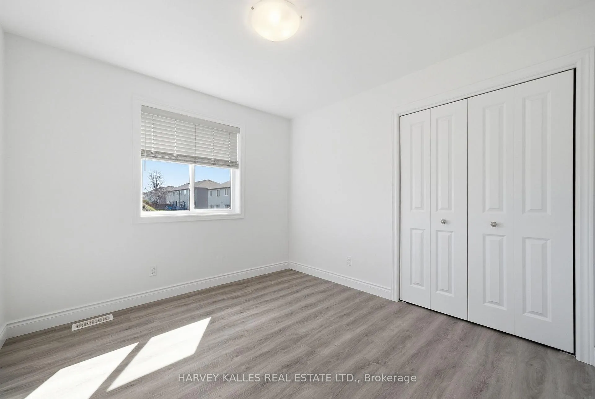 Photo 22 of 125 Farrington Crescent, Prince Edward County, Picton Ward — HOMEH