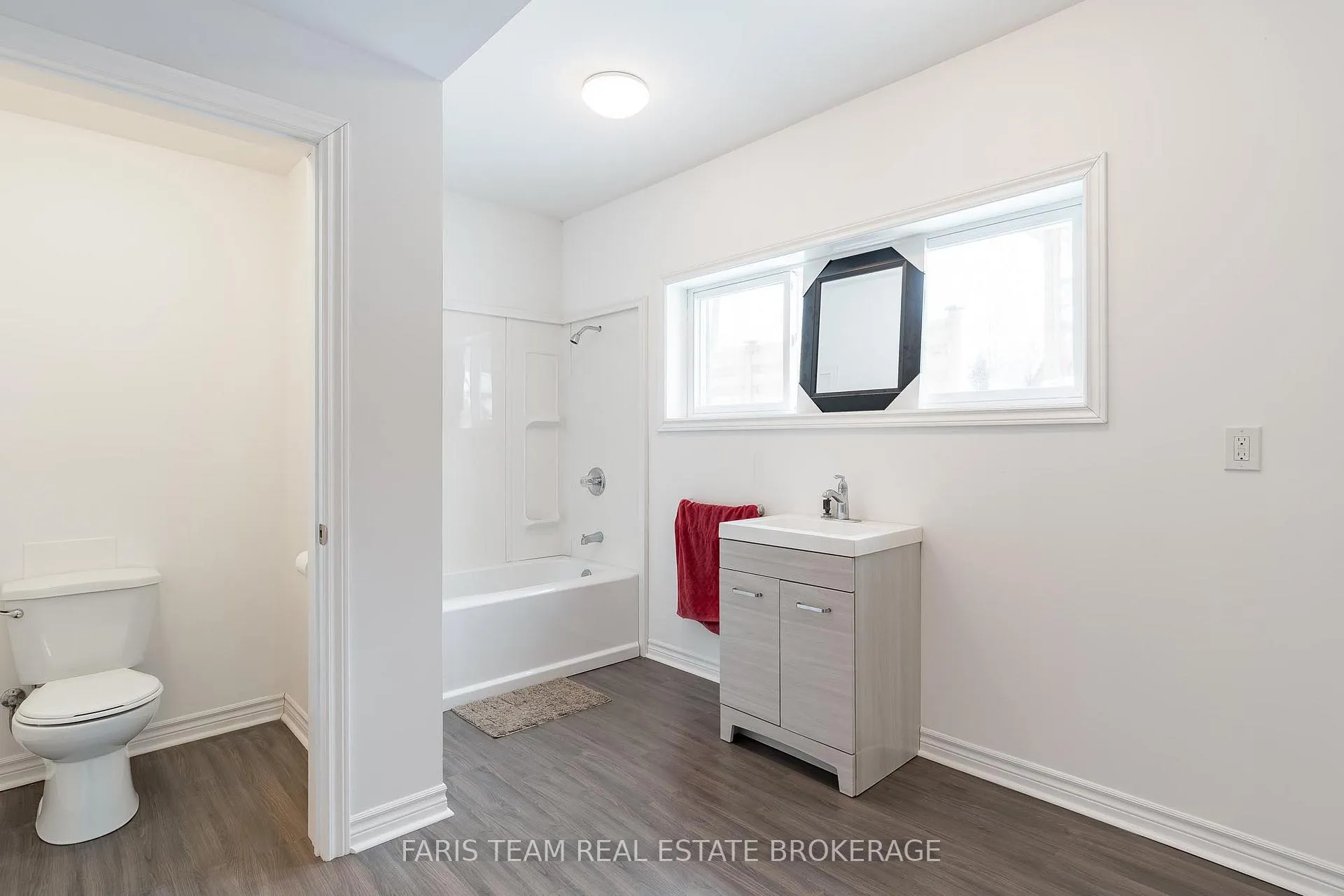 Photo 36 of 50 Breithaupt Crescent, Tiny, Rural Tiny — HOMEH