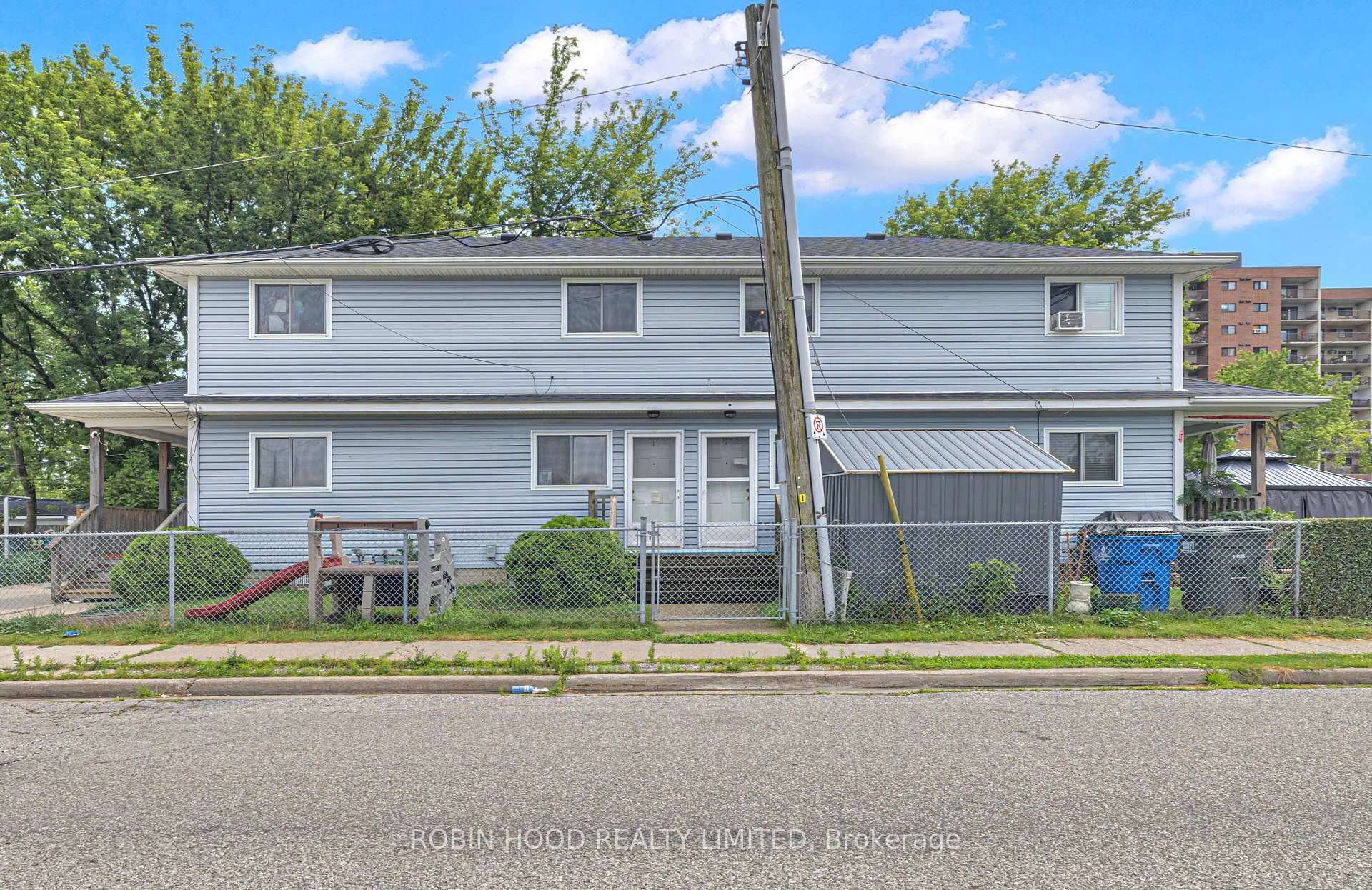 Photo 3 of 406 Glengarry Avenue, Windsor, Walkerville — HOMEH