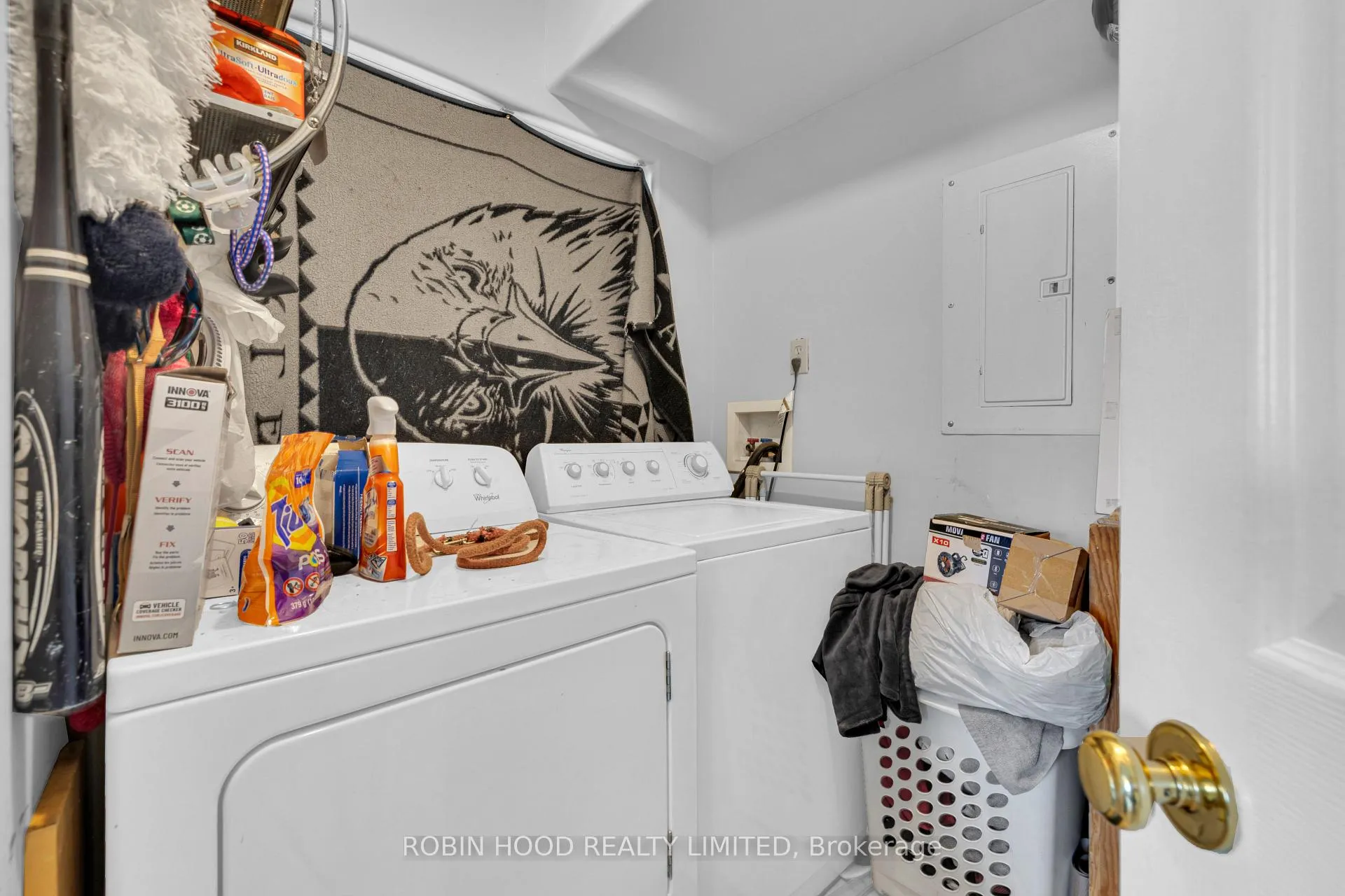Photo 6 of 406 Glengarry Avenue, Windsor, Walkerville — HOMEH