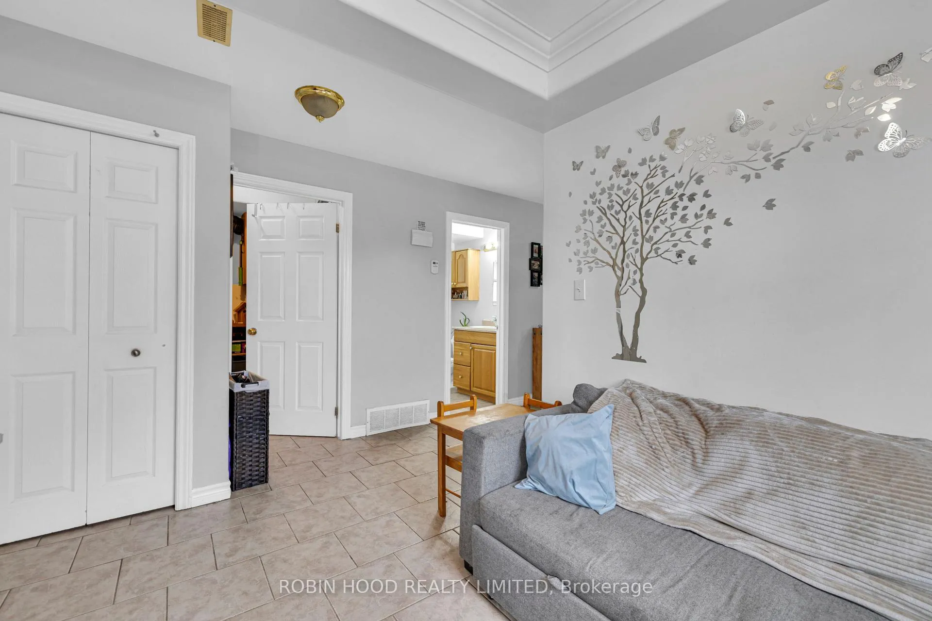 Photo 22 of 406 Glengarry Avenue, Windsor, Walkerville — HOMEH