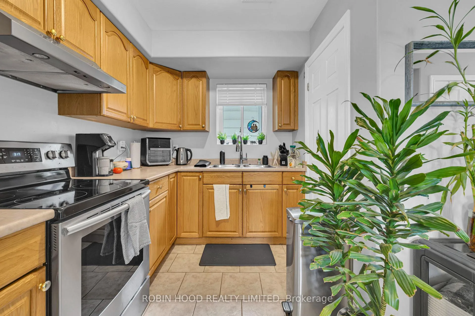 Photo 33 of 406 Glengarry Avenue, Windsor, Walkerville — HOMEH