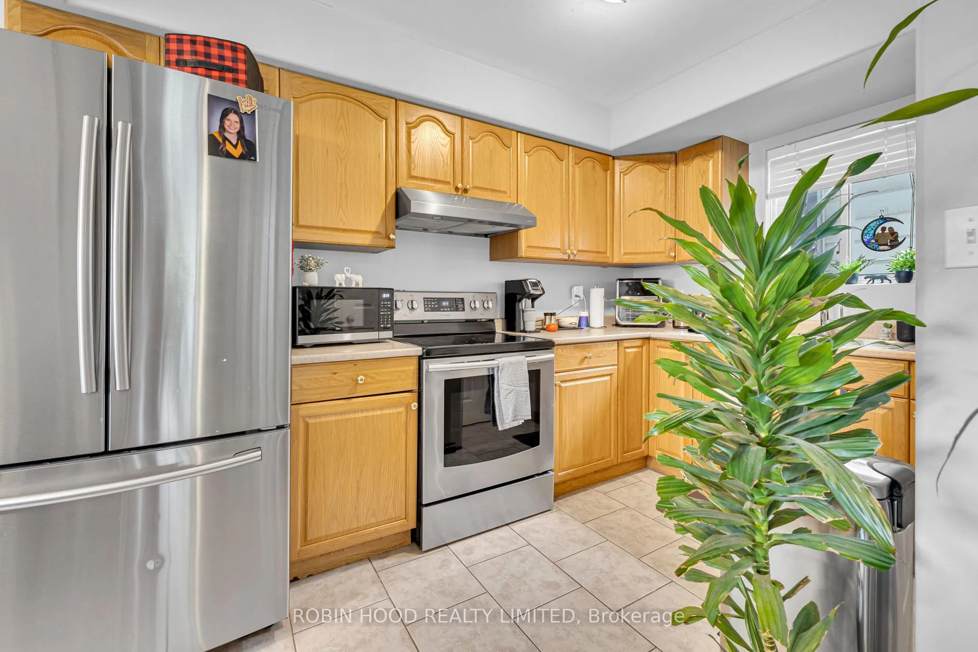 Photo 34 of 406 Glengarry Avenue, Windsor, Walkerville — HOMEH
