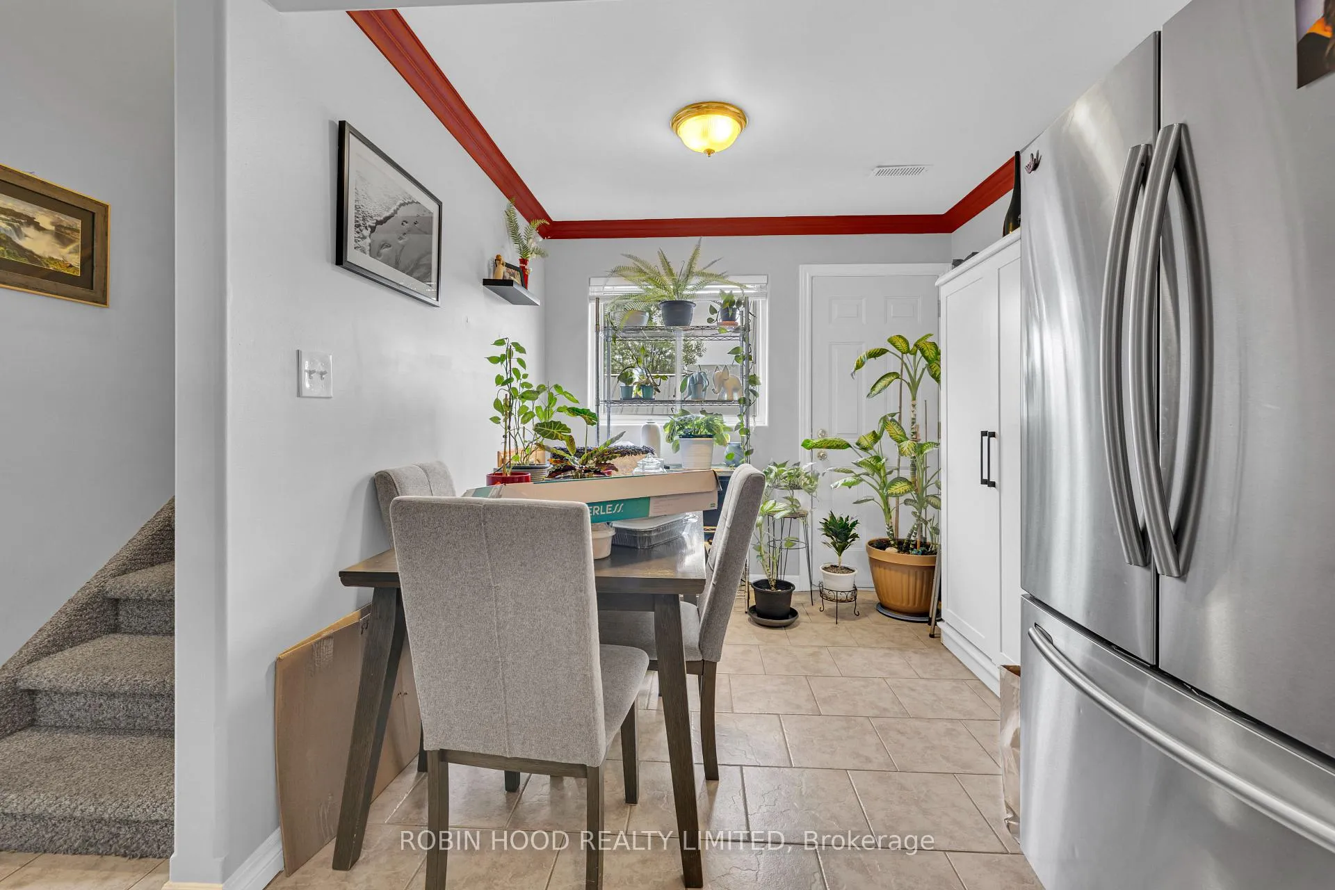 Photo 35 of 406 Glengarry Avenue, Windsor, Walkerville — HOMEH