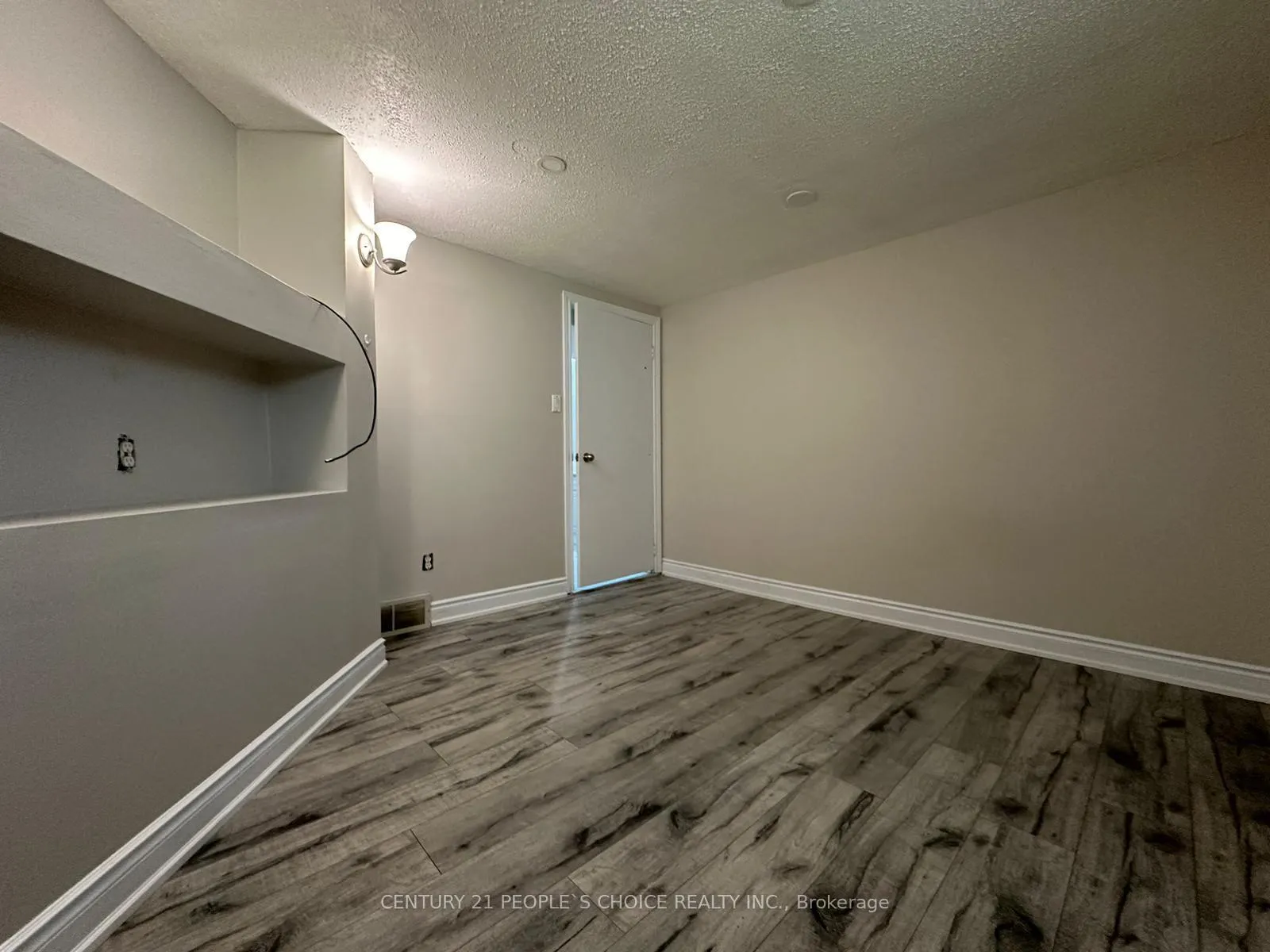 Photo 4 of Unit Bsmt, 1129 Langs Circle, Cambridge — HOMEH