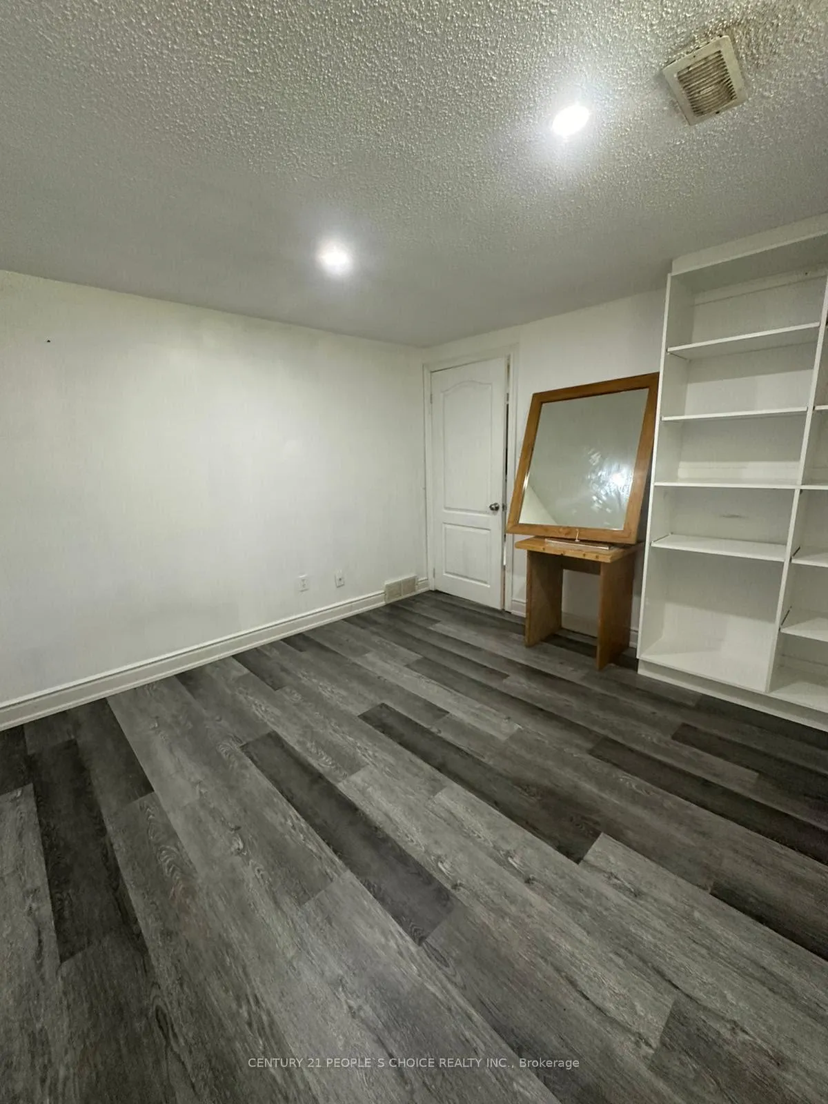 Photo 6 of Unit Bsmt, 1129 Langs Circle, Cambridge — HOMEH