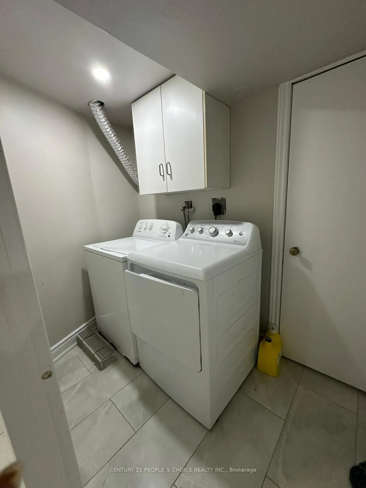 Photo 7 of Unit Bsmt, 1129 Langs Circle, Cambridge — HOMEH