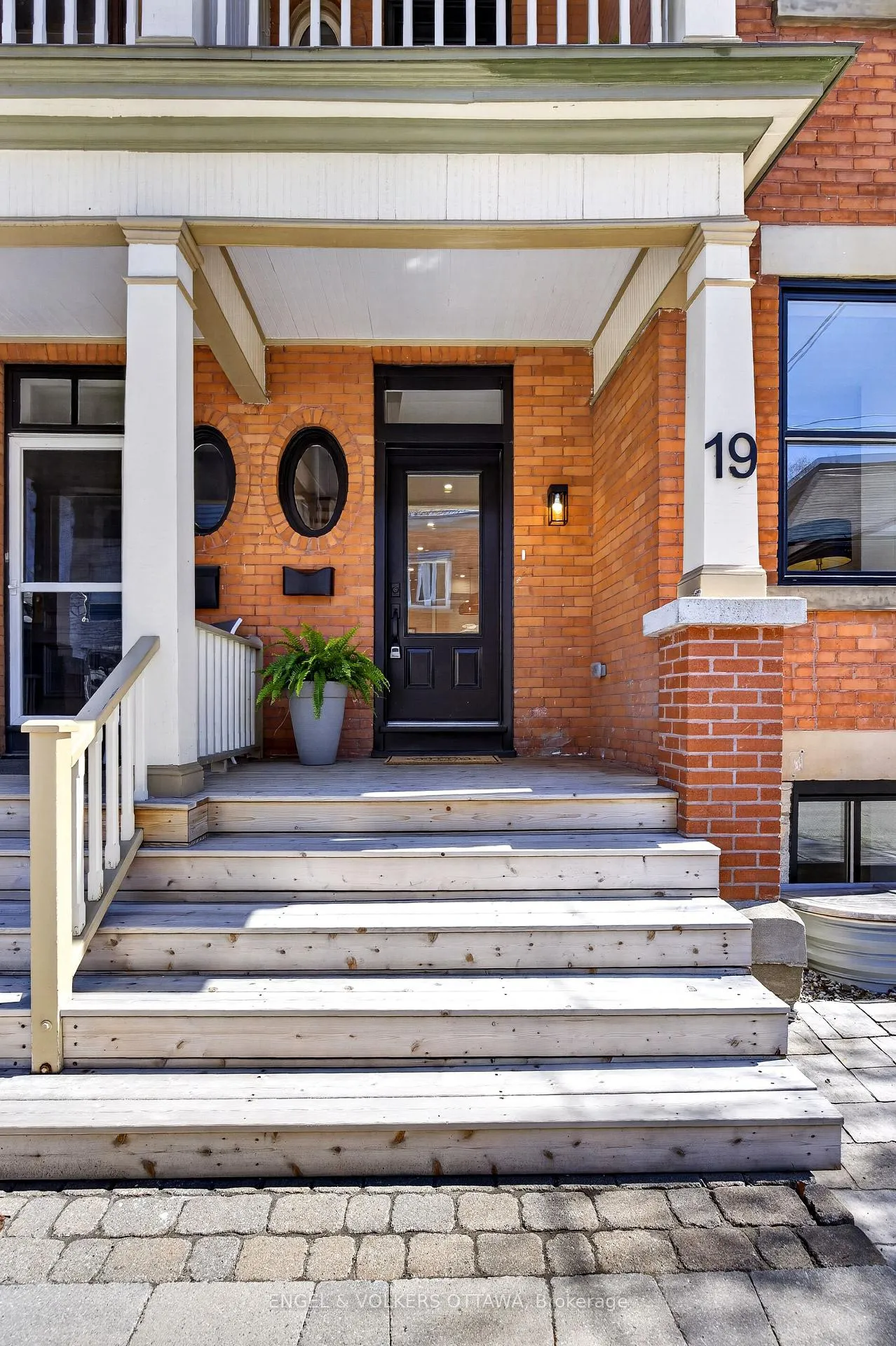Photo 3 of 19 Rupert Street, Ottawa, Glebe — HOMEH
