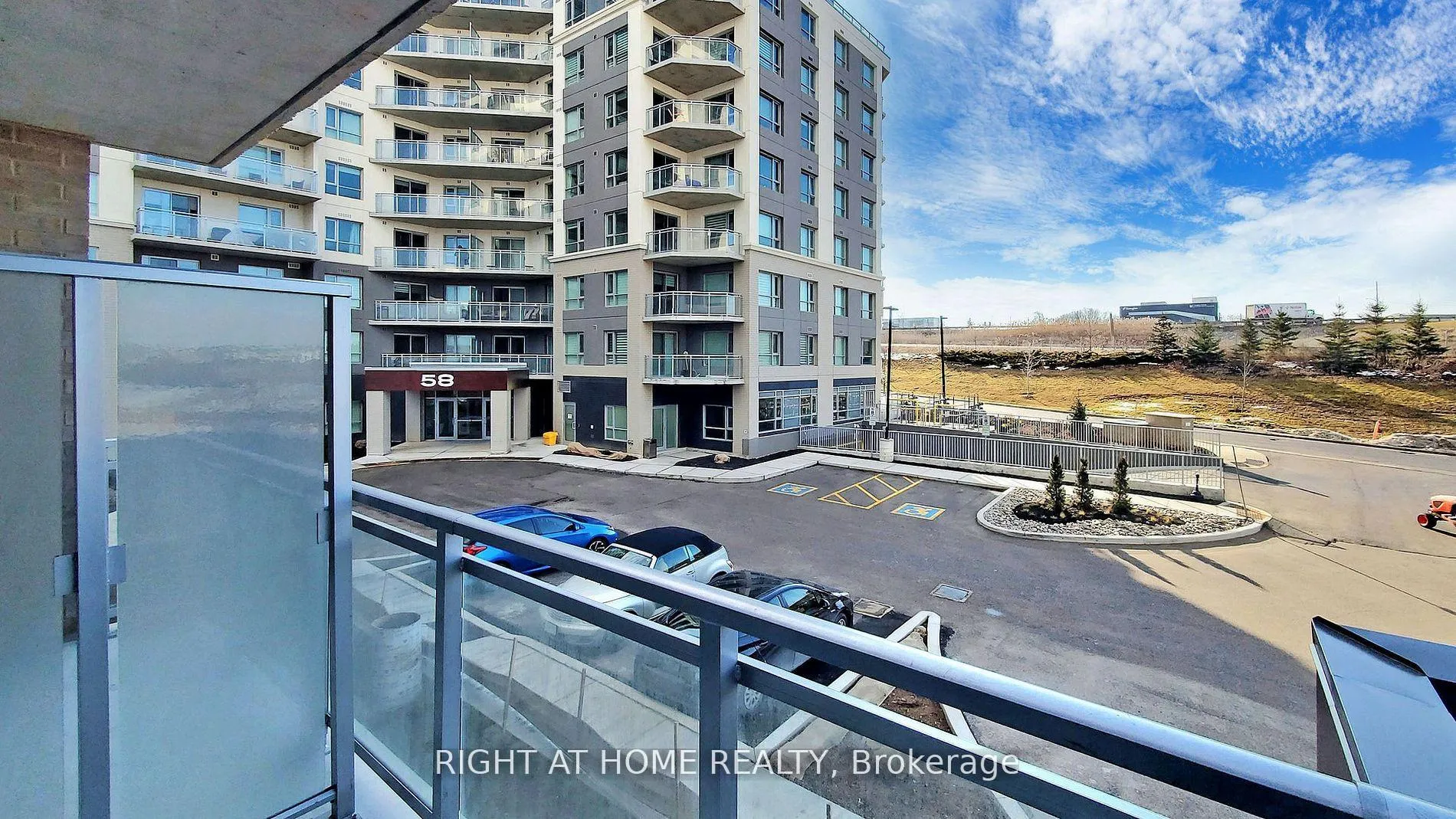 Photo 13 of Unit 212, 56 Lakeside Terrace, Barrie, Little Lake — HOMEH
