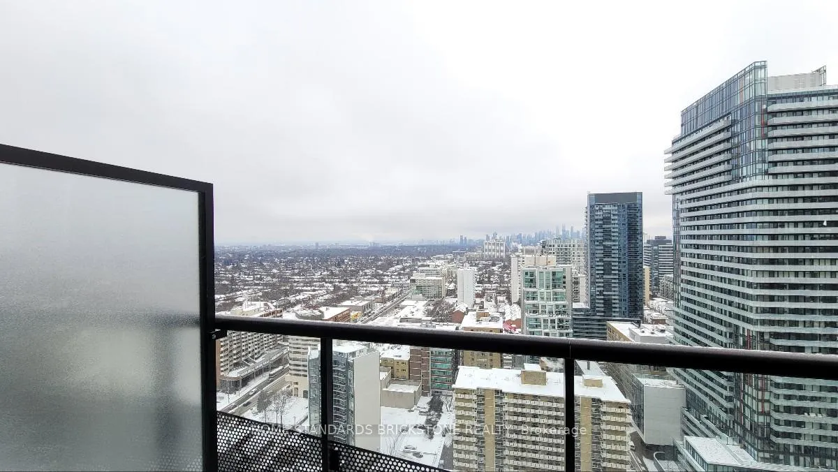 Photo 13 of Unit 2701, 127 Broadway Avenue, Toronto, Mount Pleasant West — HOMEH