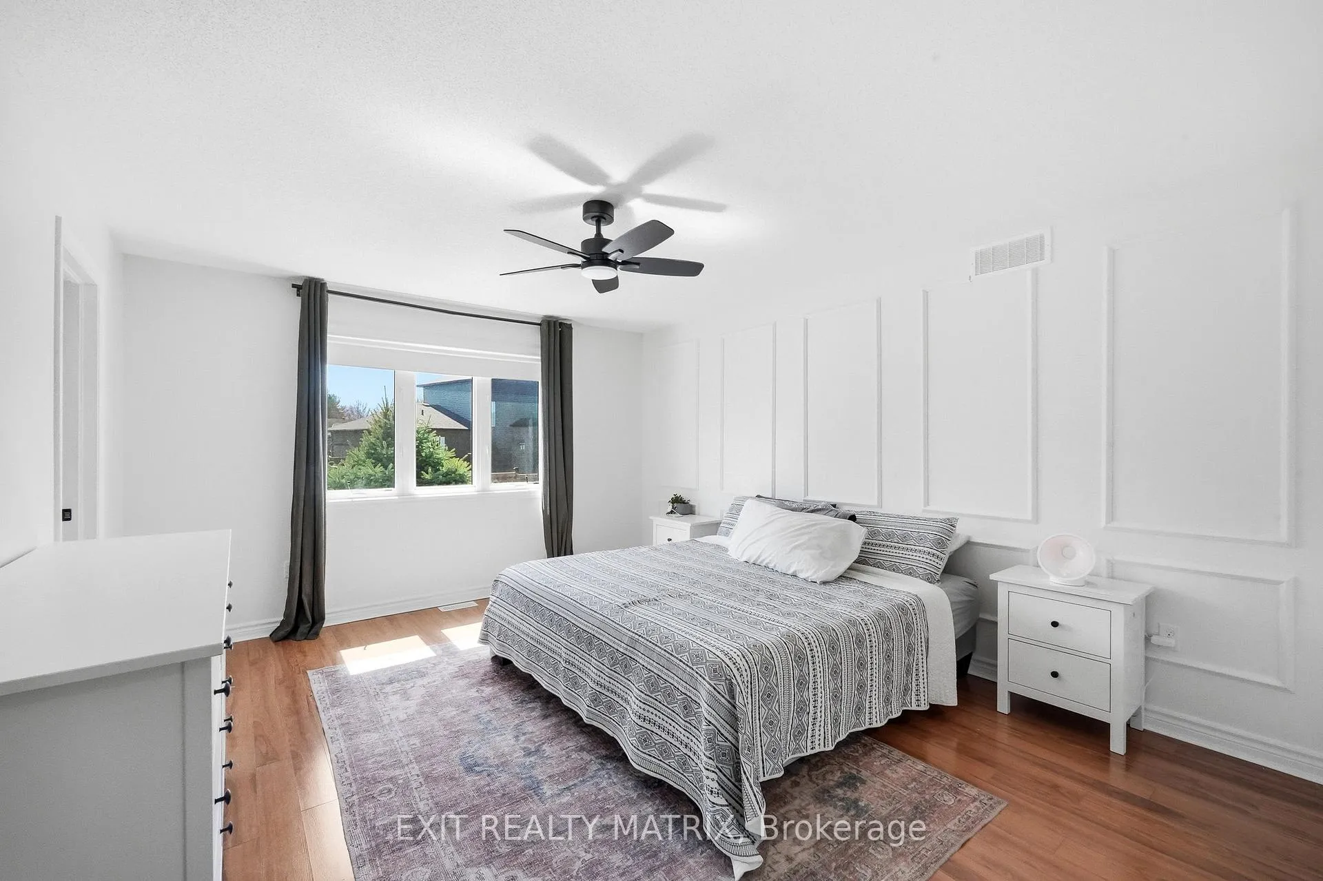 Photo 15 of 129 Abbey Crescent, Russell, Village of Russell — HOMEH