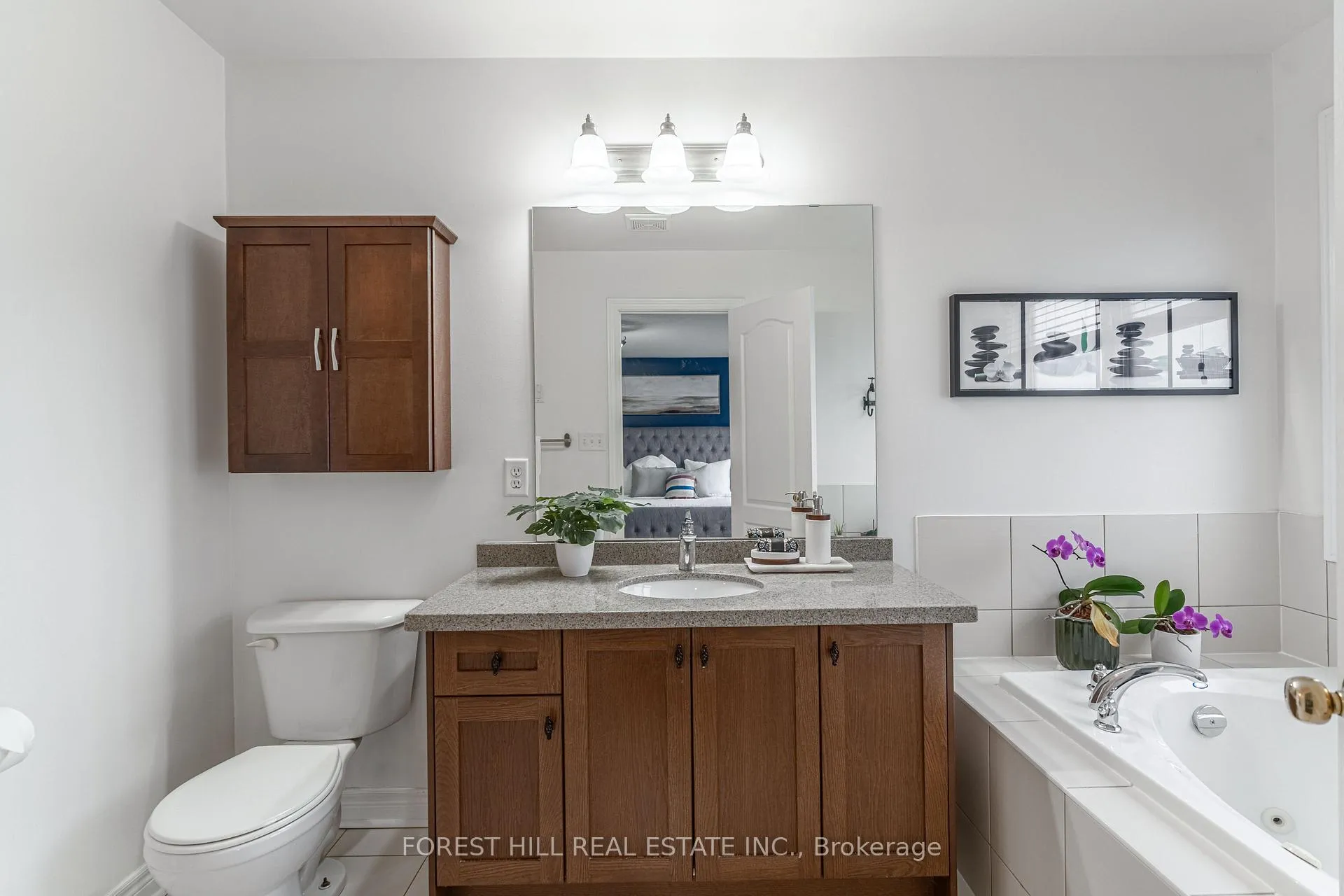 Photo 13 of Unit 23, 2019 Trawden Way, Oakville, Bronte Creek — HOMEH